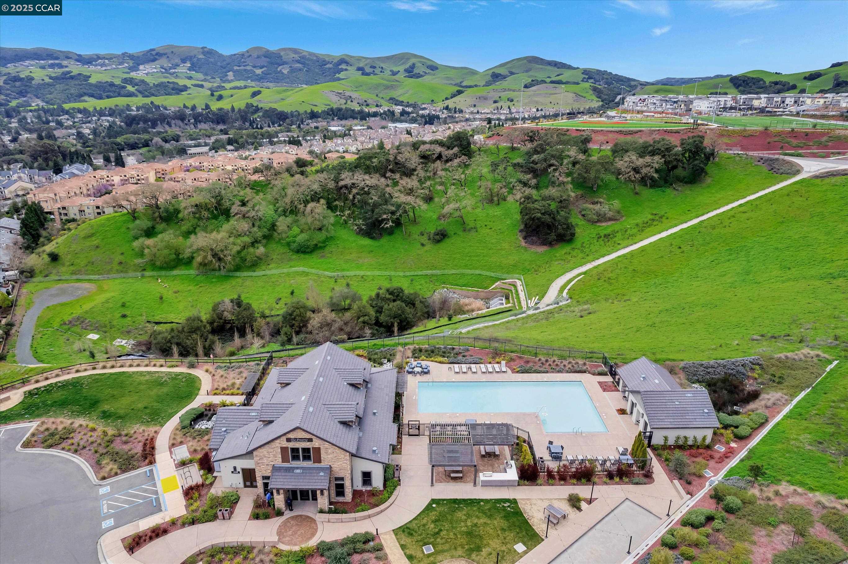 Detail Gallery Image 29 of 35 For 39103 via Vicenza, San Ramon,  CA 94583 - 4 Beds | 3 Baths