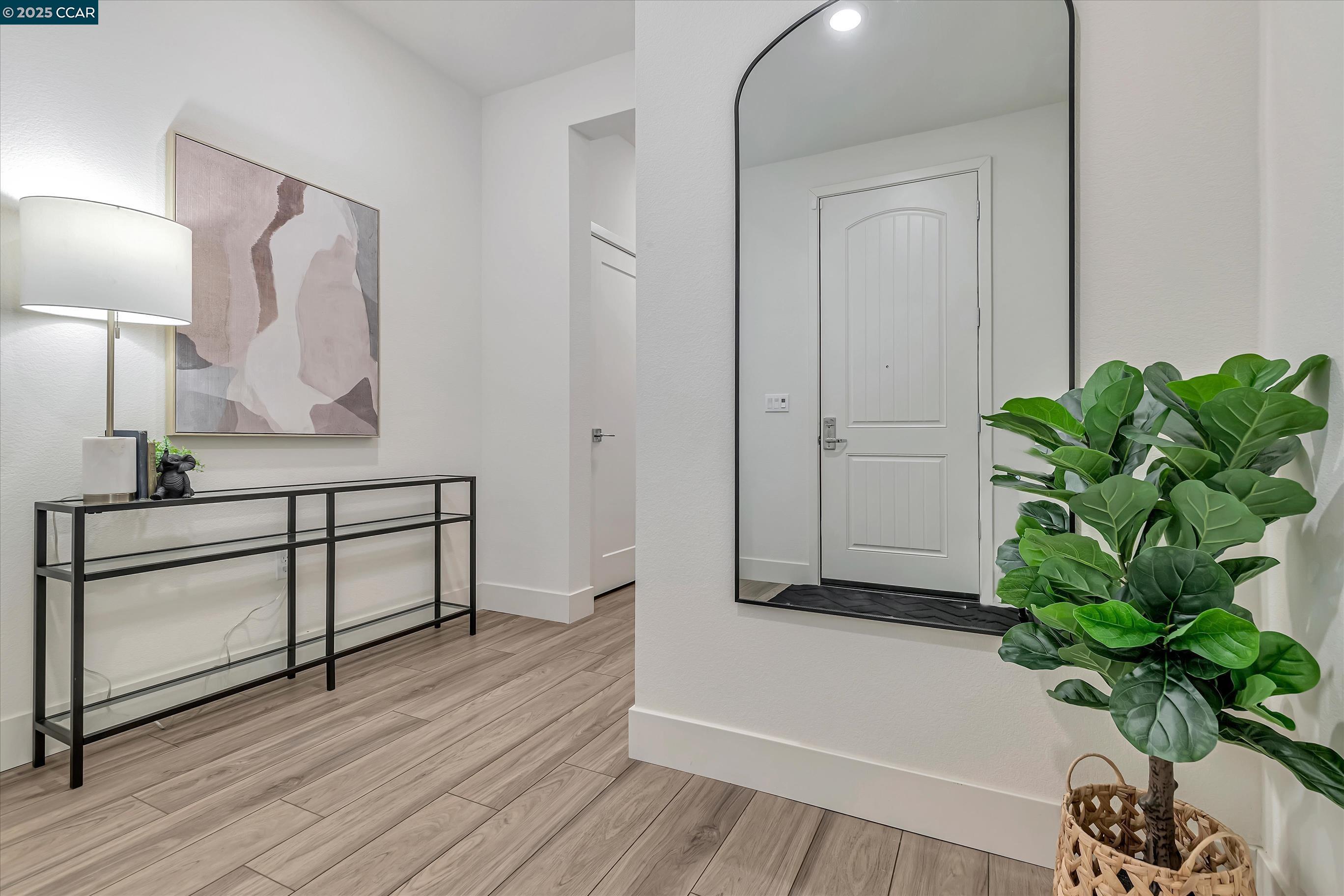 Detail Gallery Image 3 of 35 For 39103 via Vicenza, San Ramon,  CA 94583 - 4 Beds | 3 Baths