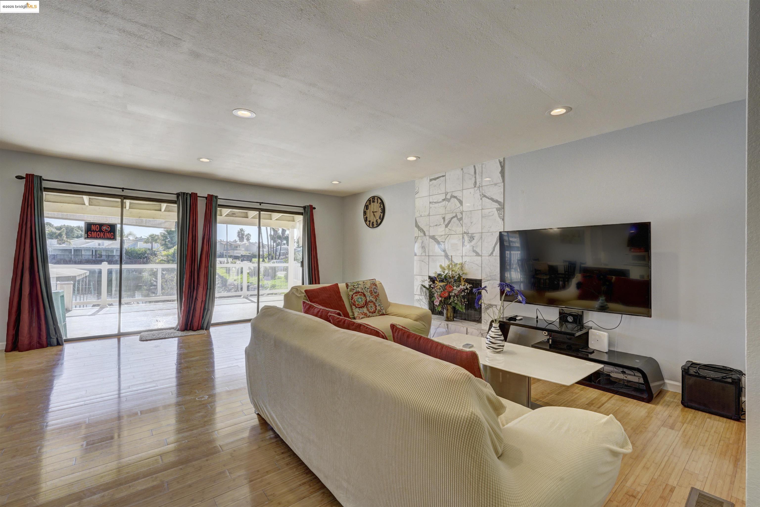 Detail Gallery Image 2 of 29 For 5106 Cabrillo Pt, Discovery Bay,  CA 94505 - 3 Beds | 2 Baths