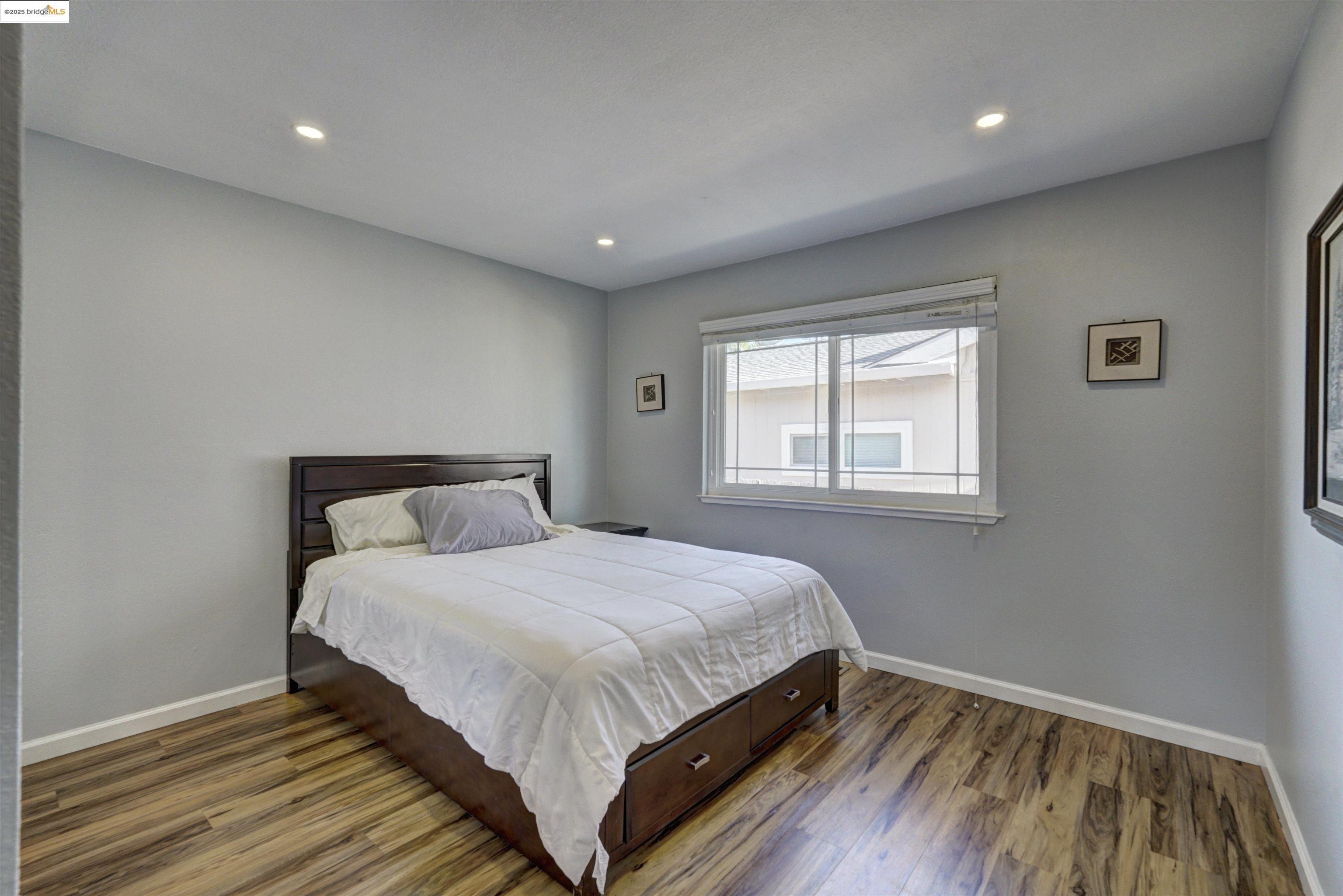 Detail Gallery Image 12 of 29 For 5106 Cabrillo Pt, Discovery Bay,  CA 94505 - 3 Beds | 2 Baths