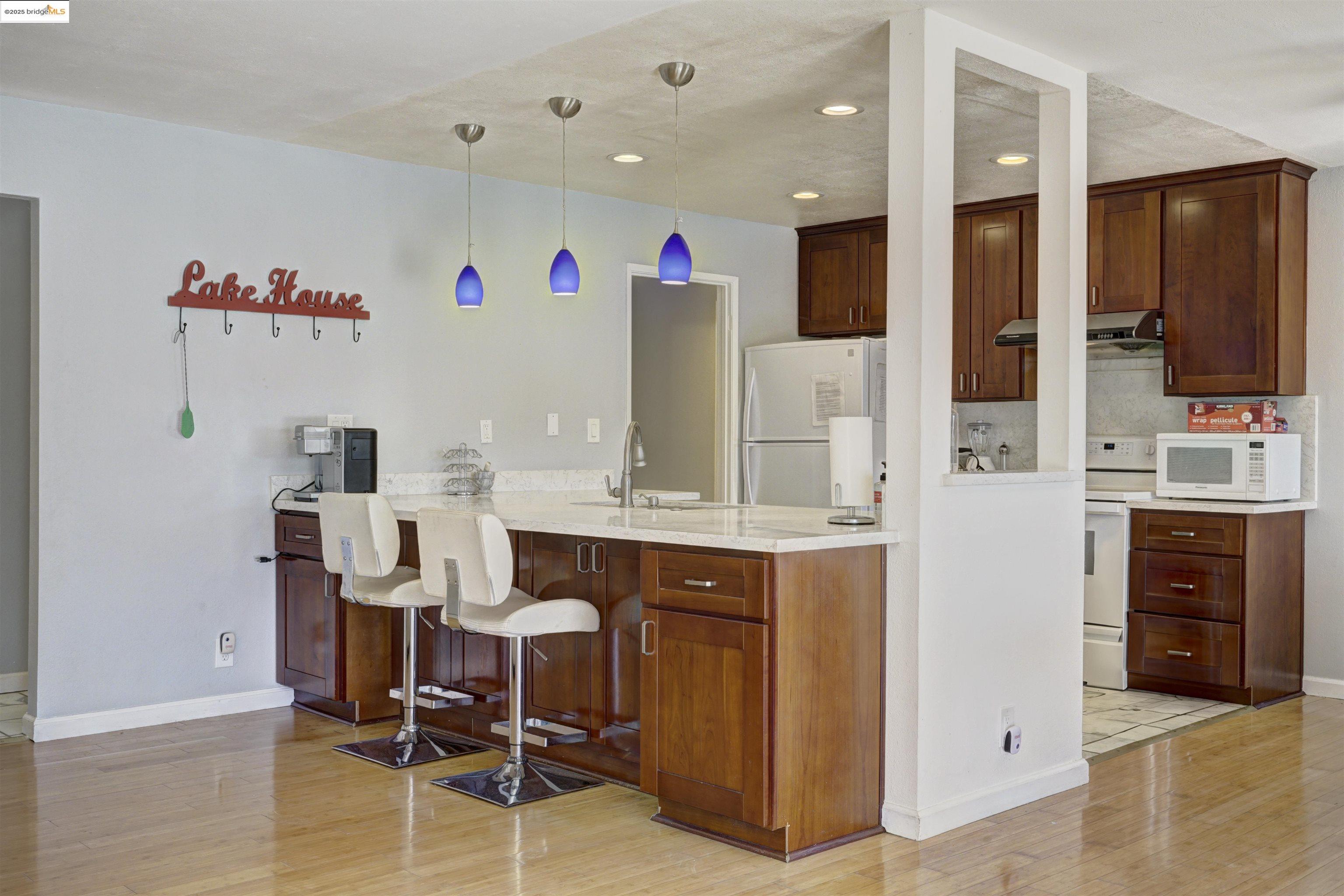 Detail Gallery Image 3 of 29 For 5106 Cabrillo Pt, Discovery Bay,  CA 94505 - 3 Beds | 2 Baths