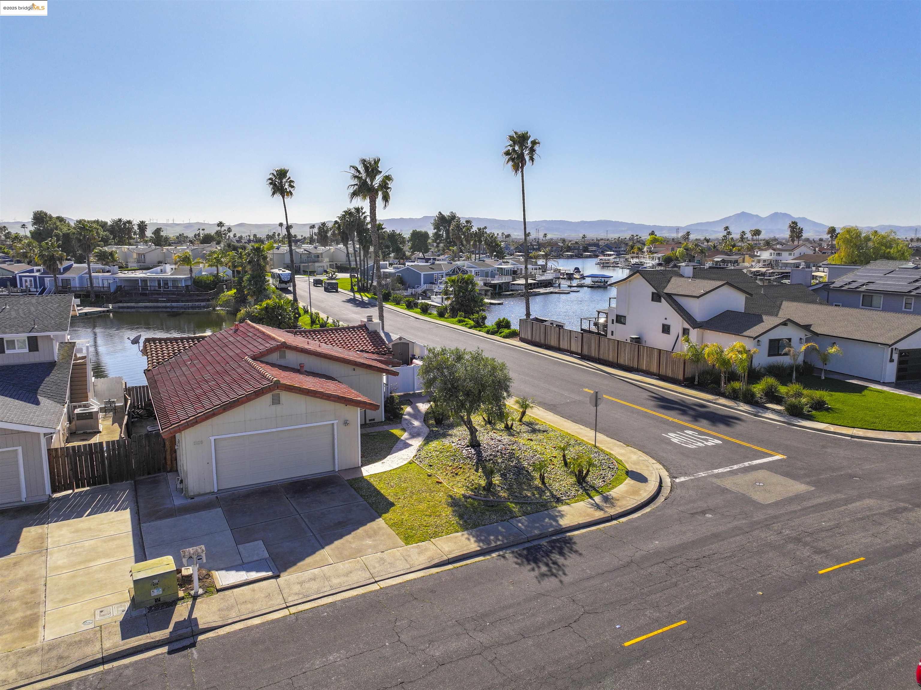 Detail Gallery Image 24 of 29 For 5106 Cabrillo Pt, Discovery Bay,  CA 94505 - 3 Beds | 2 Baths