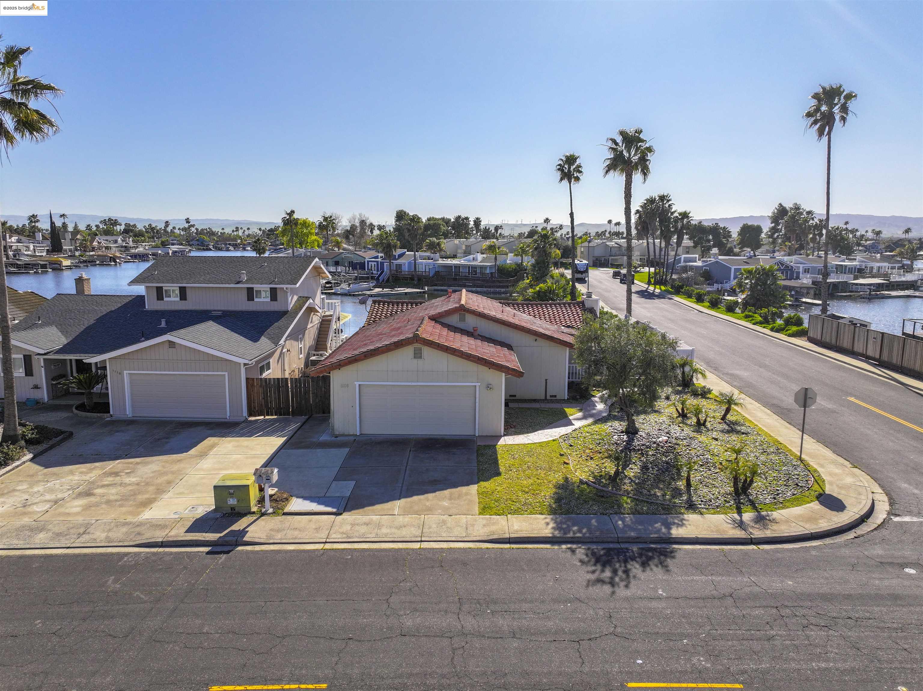 Detail Gallery Image 25 of 29 For 5106 Cabrillo Pt, Discovery Bay,  CA 94505 - 3 Beds | 2 Baths