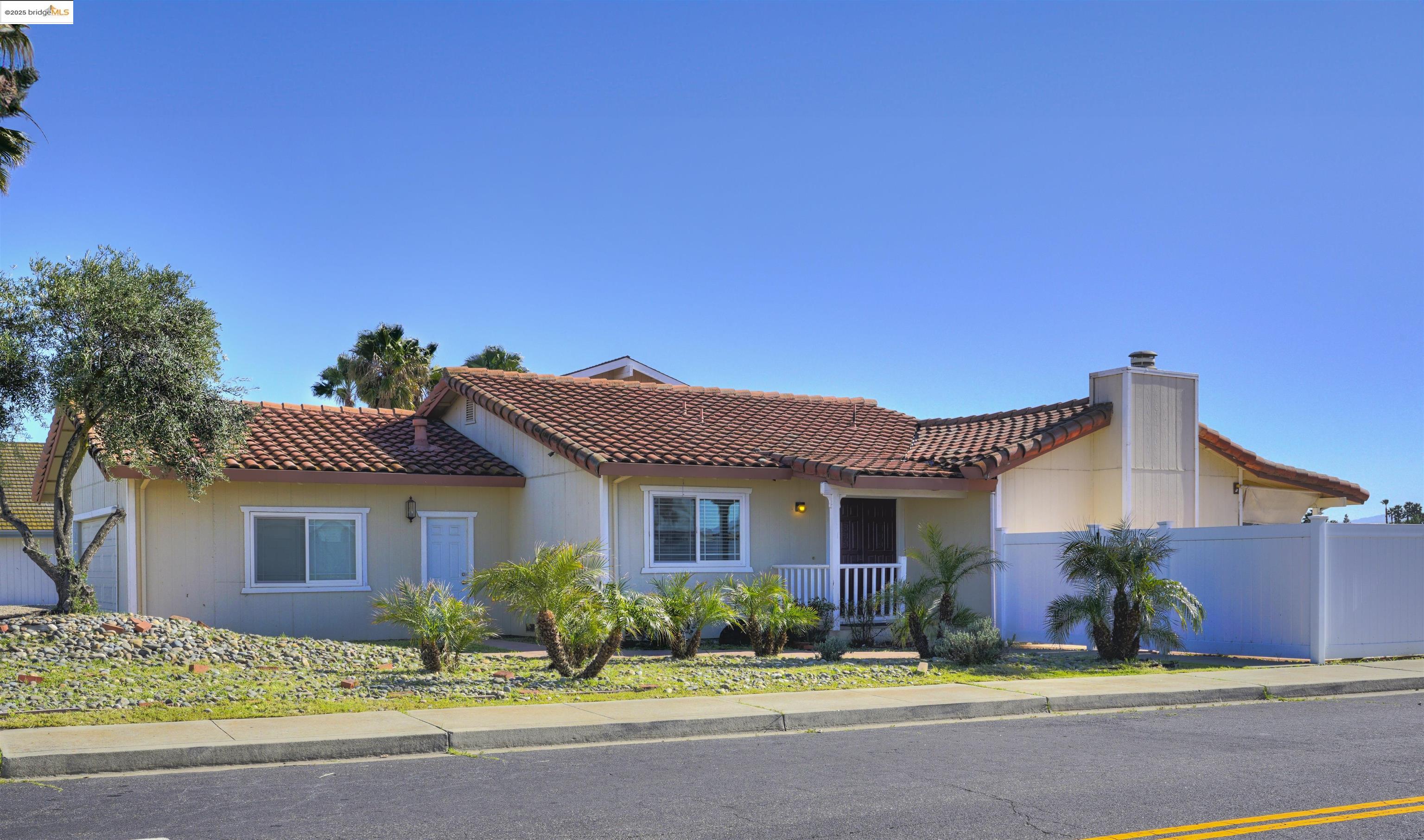 Detail Gallery Image 29 of 29 For 5106 Cabrillo Pt, Discovery Bay,  CA 94505 - 3 Beds | 2 Baths