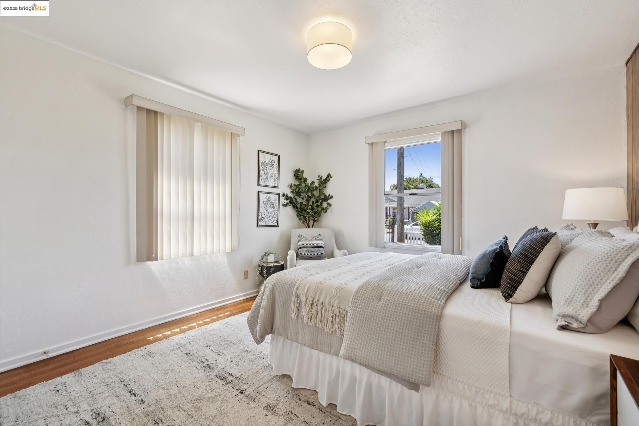Detail Gallery Image 16 of 33 For 11026 Robledo Dr, Oakland,  CA 94603 - 3 Beds | 1 Baths