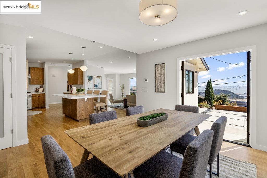Detail Gallery Image 13 of 60 For 844 Gelston Place, El Cerrito,  CA 94530 - 4 Beds | 4 Baths