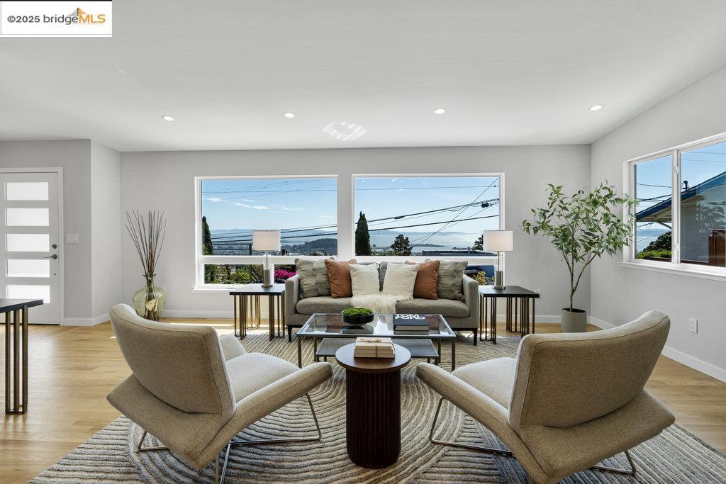 Detail Gallery Image 6 of 60 For 844 Gelston Place, El Cerrito,  CA 94530 - 4 Beds | 4 Baths