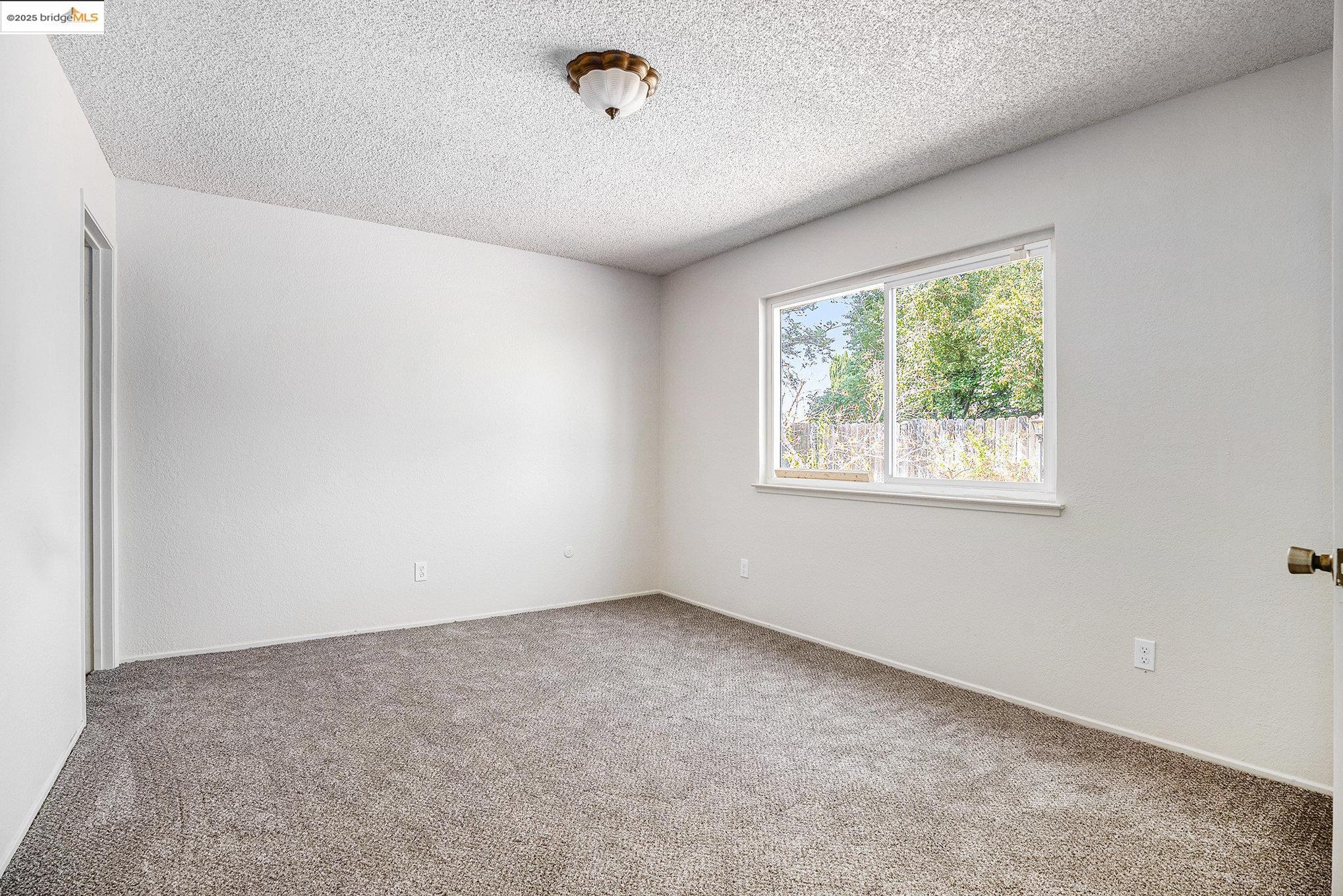 Detail Gallery Image 11 of 23 For 1700 Fernwood Dr, Oakley,  CA 94561 - 3 Beds | 2 Baths
