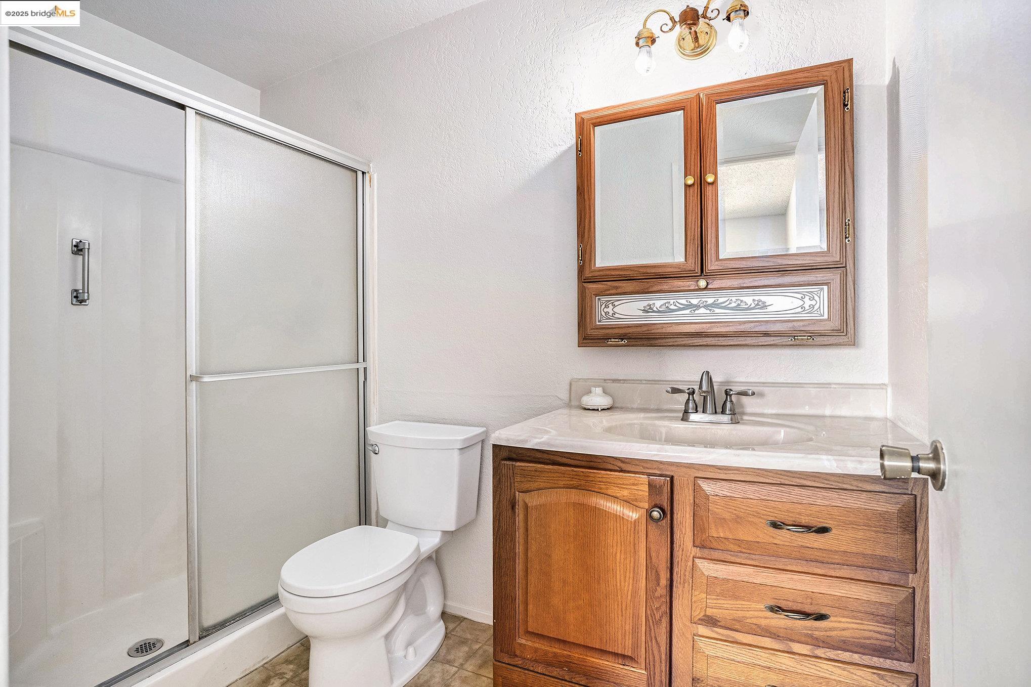 Detail Gallery Image 14 of 23 For 1700 Fernwood Dr, Oakley,  CA 94561 - 3 Beds | 2 Baths
