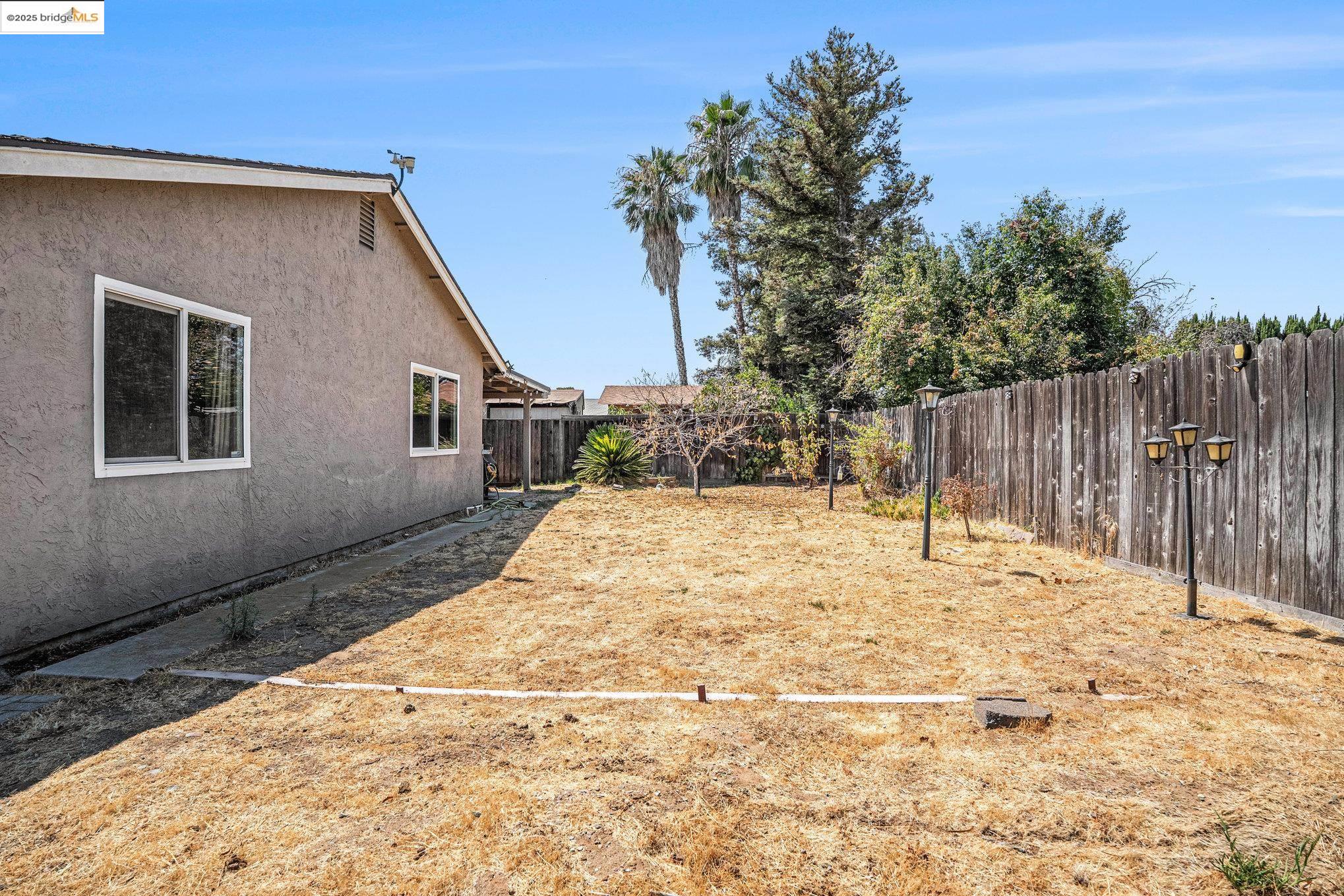 Detail Gallery Image 22 of 23 For 1700 Fernwood Dr, Oakley,  CA 94561 - 3 Beds | 2 Baths