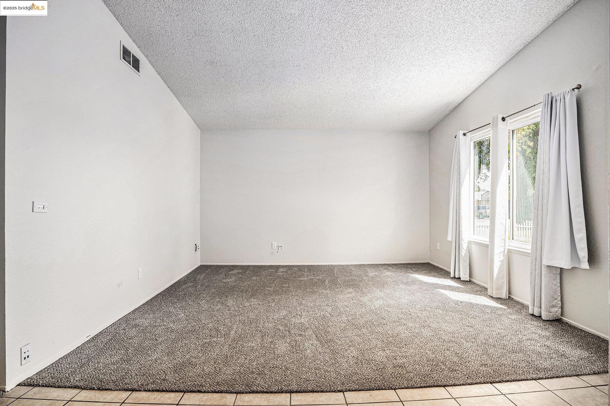 Detail Gallery Image 6 of 23 For 1700 Fernwood Dr, Oakley,  CA 94561 - 3 Beds | 2 Baths