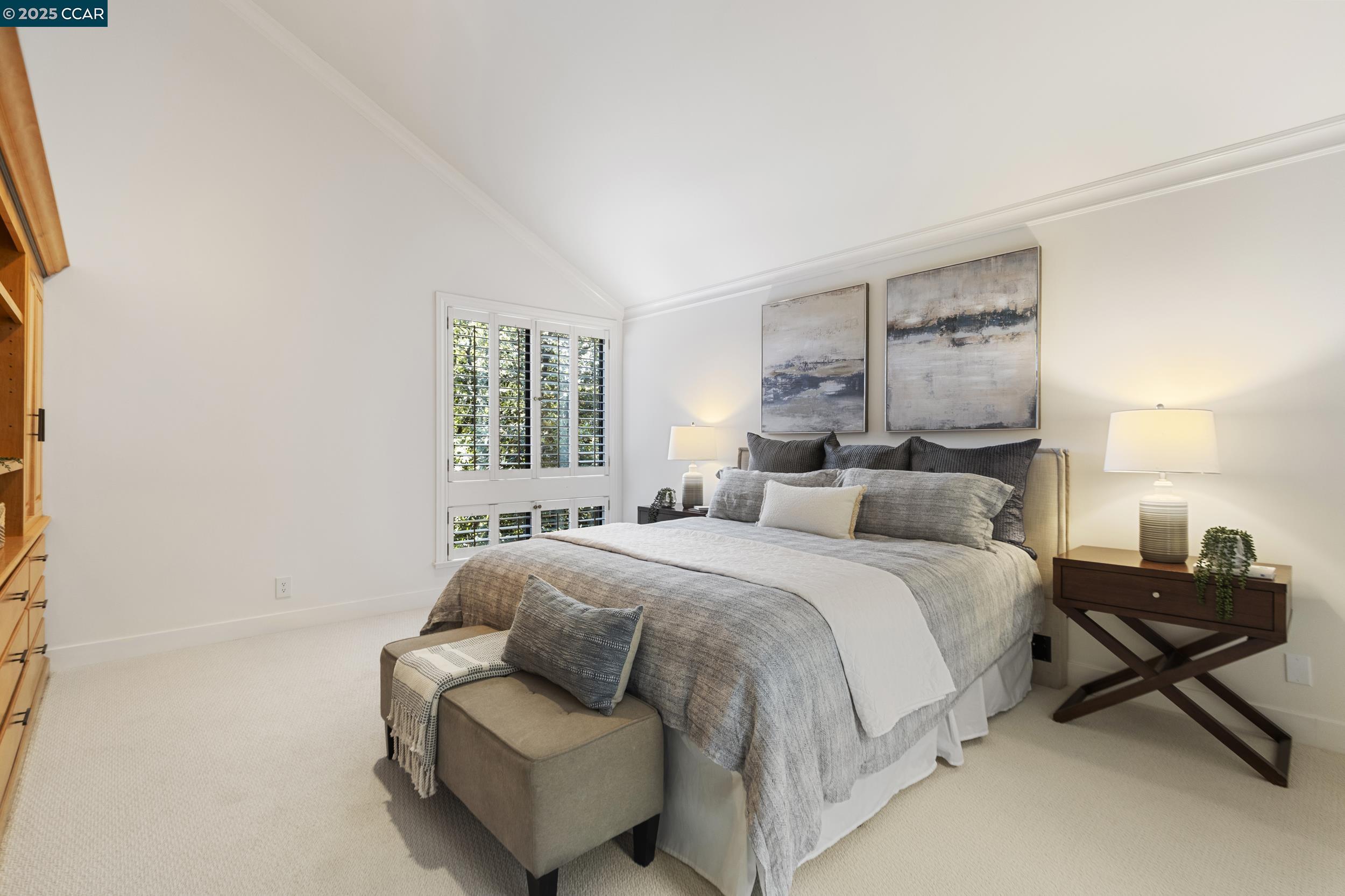 Detail Gallery Image 32 of 56 For 25 Watchwood Ct, Orinda,  CA 94563 - 3 Beds | 2/1 Baths