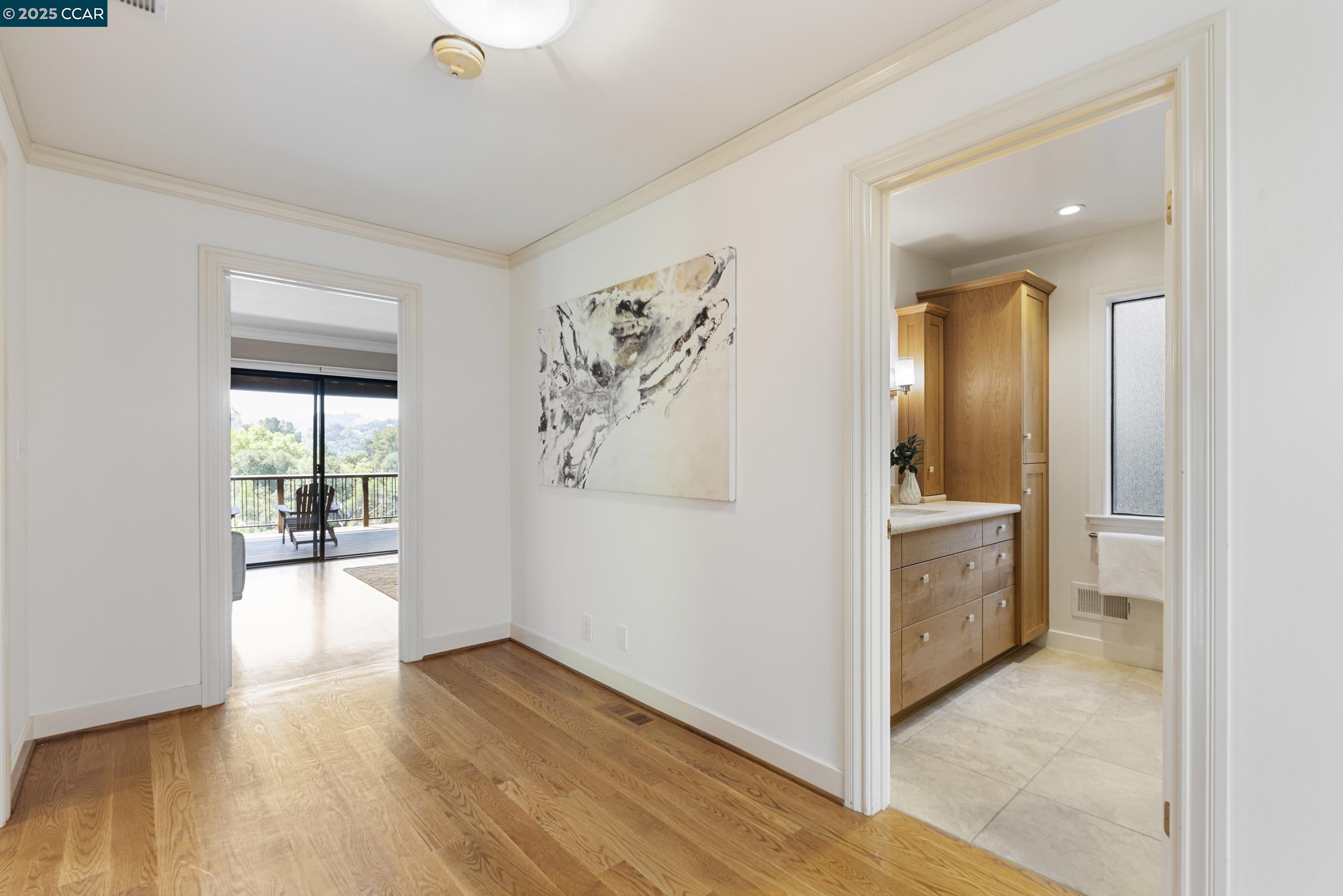 Detail Gallery Image 41 of 56 For 25 Watchwood Ct, Orinda,  CA 94563 - 3 Beds | 2/1 Baths