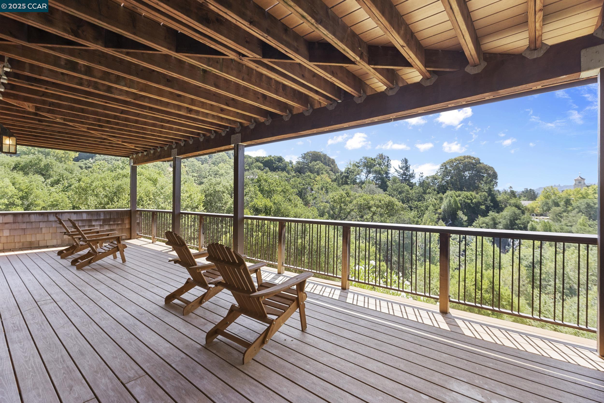 Detail Gallery Image 46 of 56 For 25 Watchwood Ct, Orinda,  CA 94563 - 3 Beds | 2/1 Baths