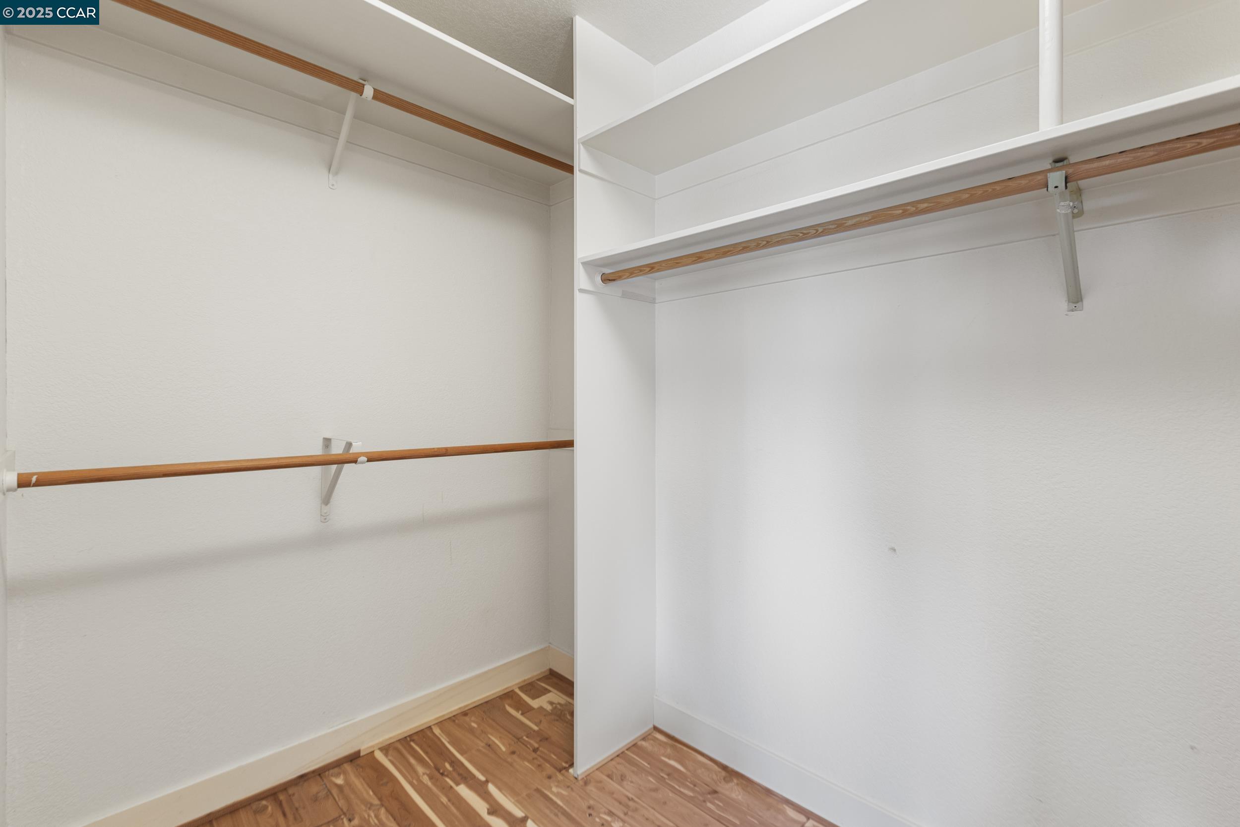 Detail Gallery Image 49 of 56 For 25 Watchwood Ct, Orinda,  CA 94563 - 3 Beds | 2/1 Baths