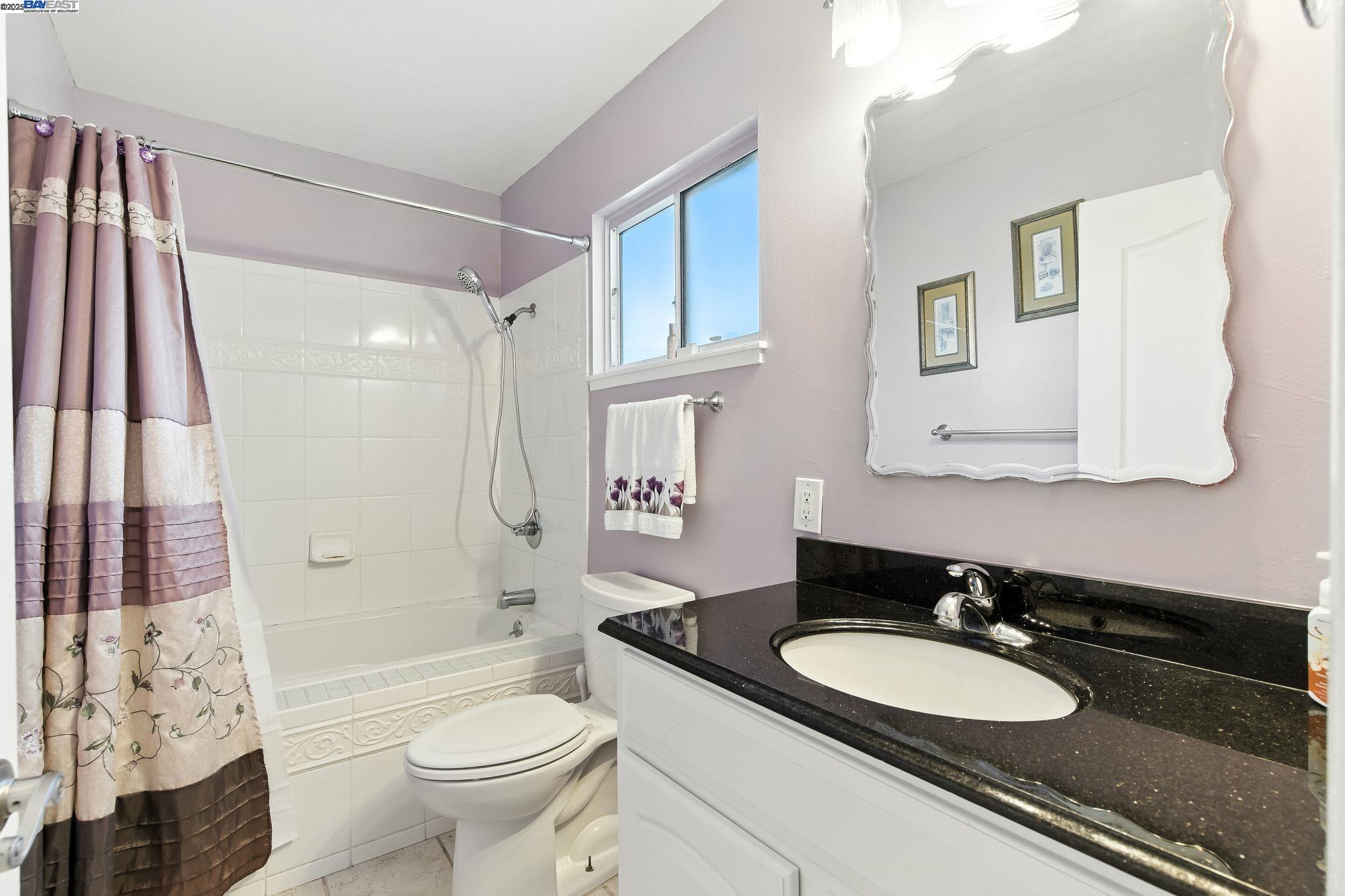 Detail Gallery Image 27 of 32 For 923 90th Ave, Oakland,  CA 94603 - 3 Beds | 2 Baths