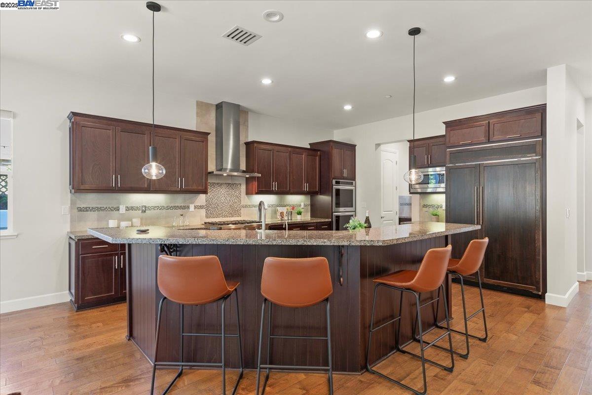 Detail Gallery Image 11 of 44 For 379 Felipe Cmn, Fremont,  CA 94539 - 5 Beds | 4/1 Baths