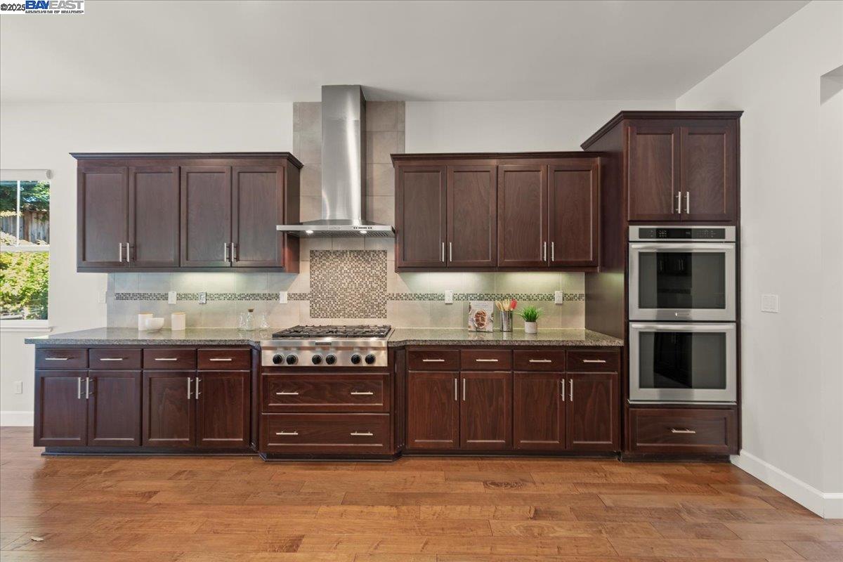 Detail Gallery Image 12 of 44 For 379 Felipe Cmn, Fremont,  CA 94539 - 5 Beds | 4/1 Baths