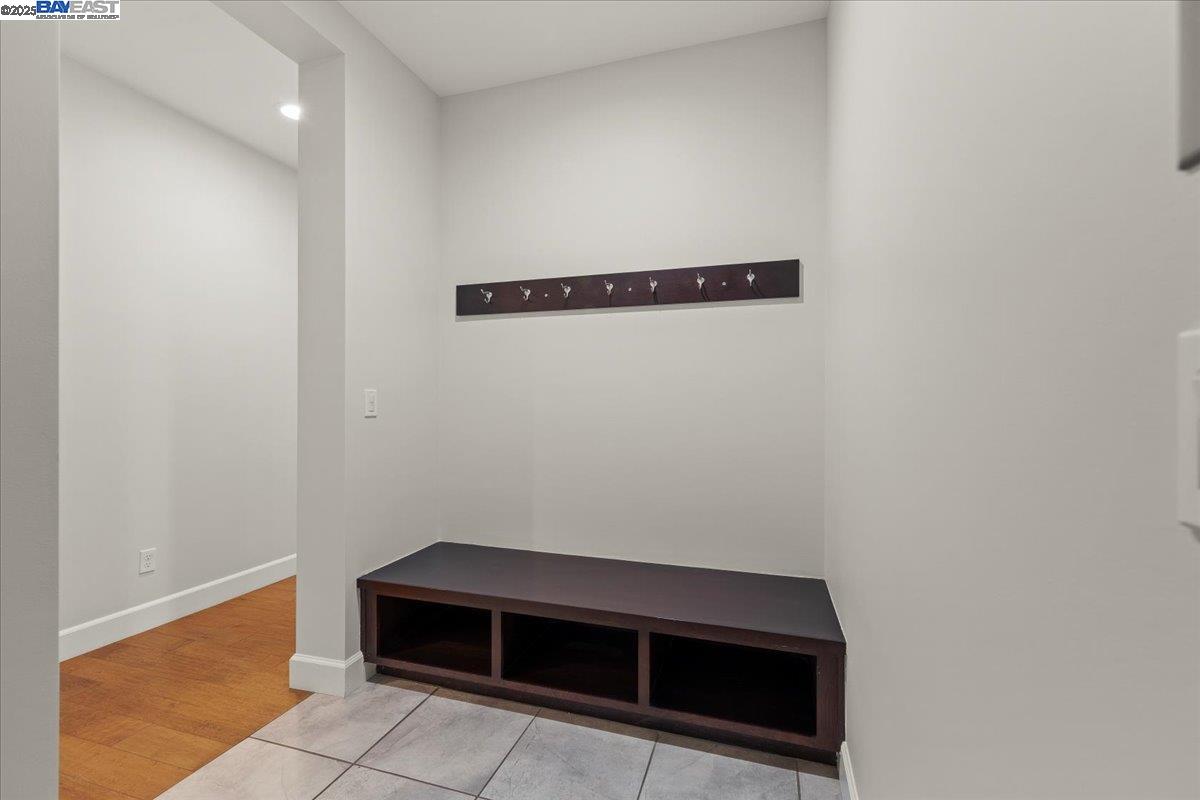 Detail Gallery Image 20 of 44 For 379 Felipe Cmn, Fremont,  CA 94539 - 5 Beds | 4/1 Baths