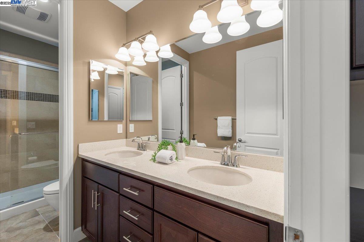 Detail Gallery Image 21 of 44 For 379 Felipe Cmn, Fremont,  CA 94539 - 5 Beds | 4/1 Baths