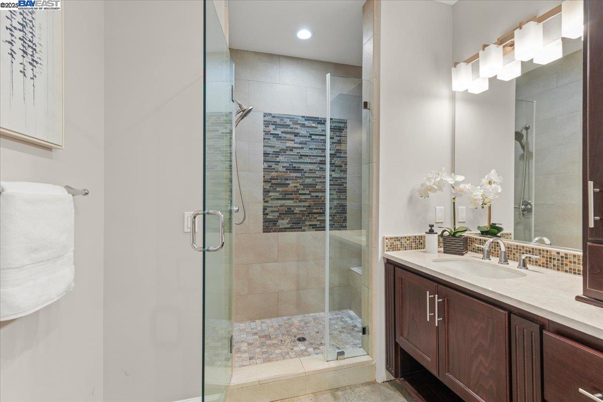 Detail Gallery Image 33 of 44 For 379 Felipe Cmn, Fremont,  CA 94539 - 5 Beds | 4/1 Baths