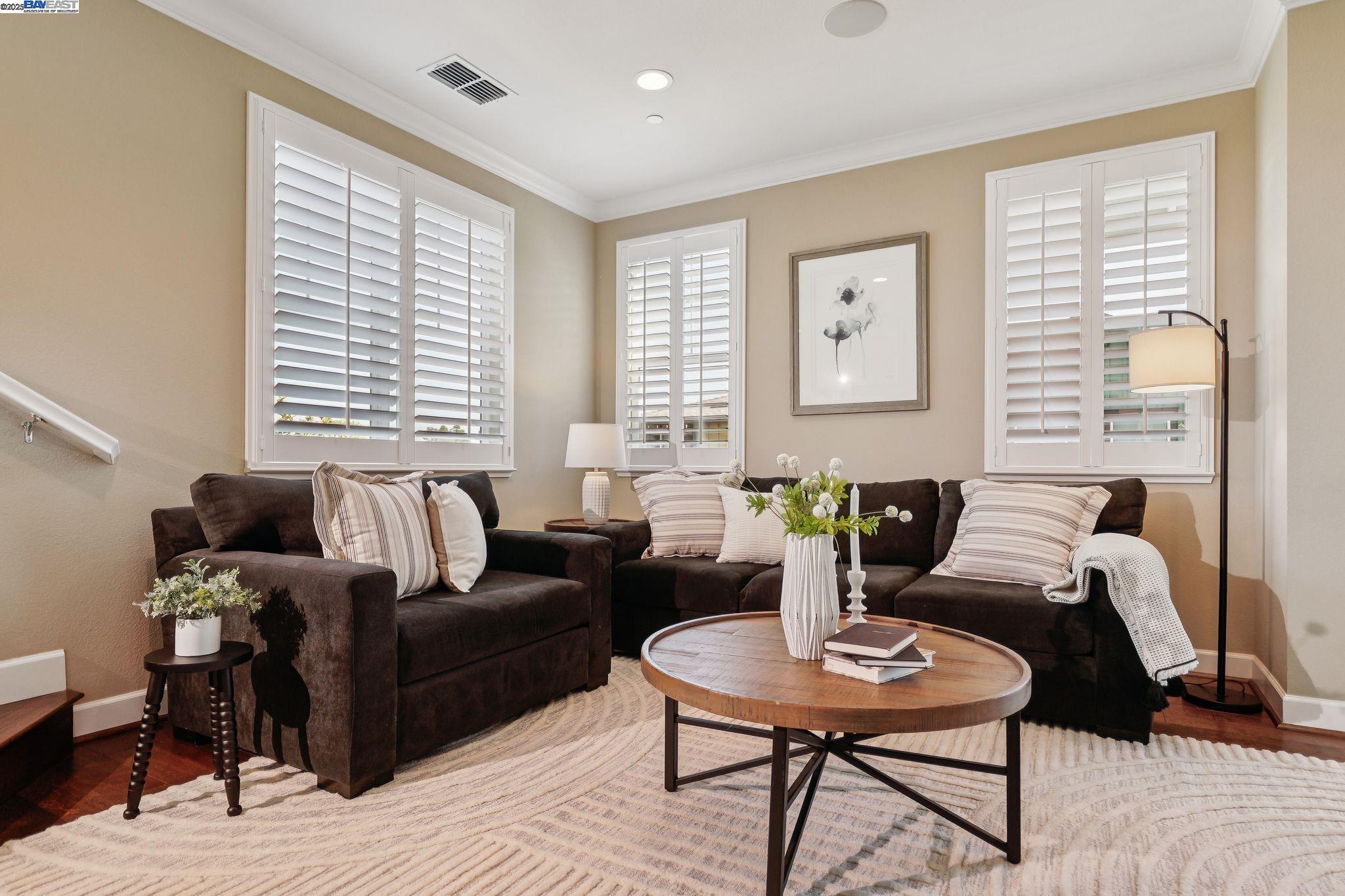 Photo #2: 41107904 Listing 