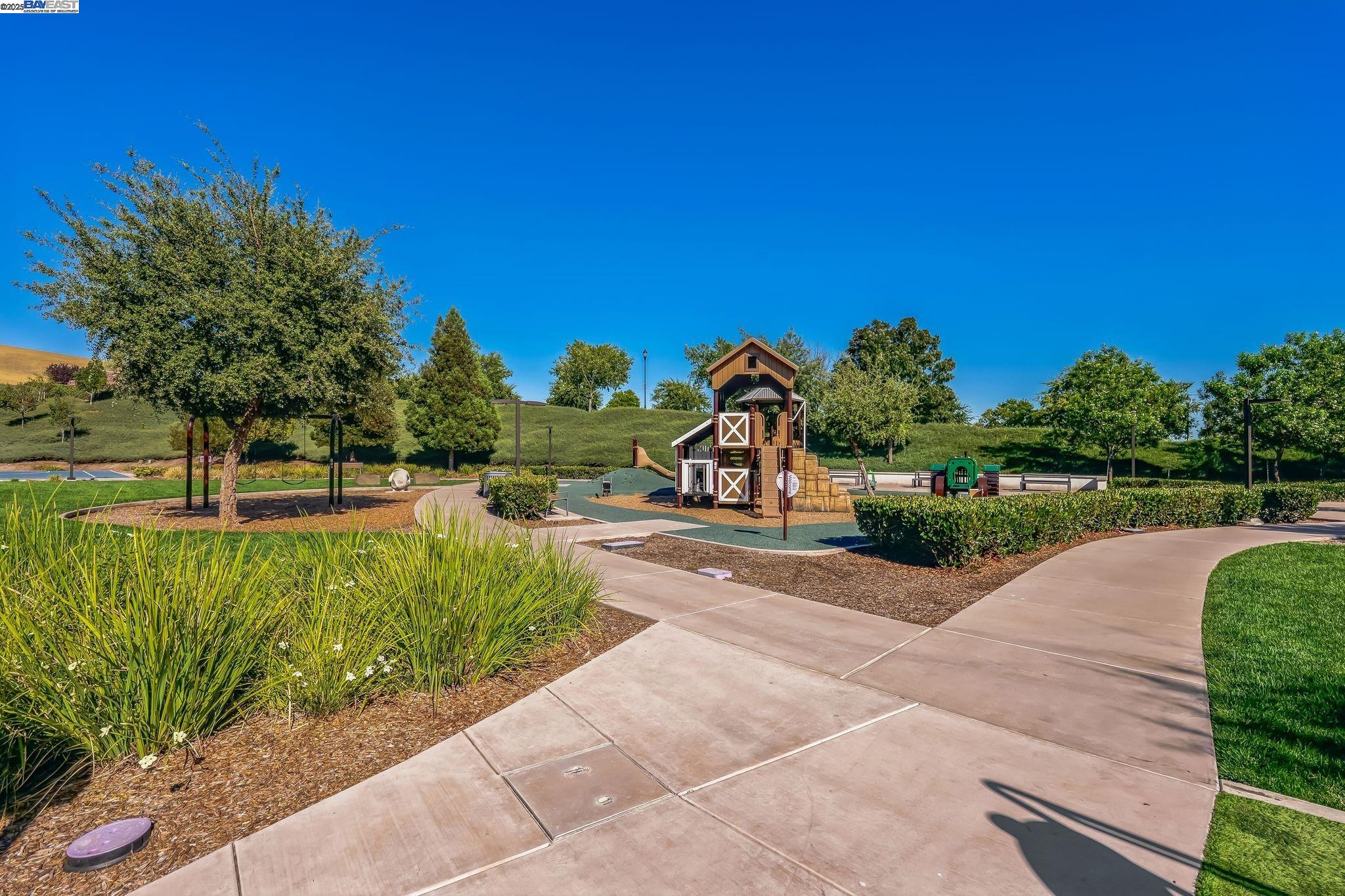 Photo #27: 41107904 Listing: Photo #27