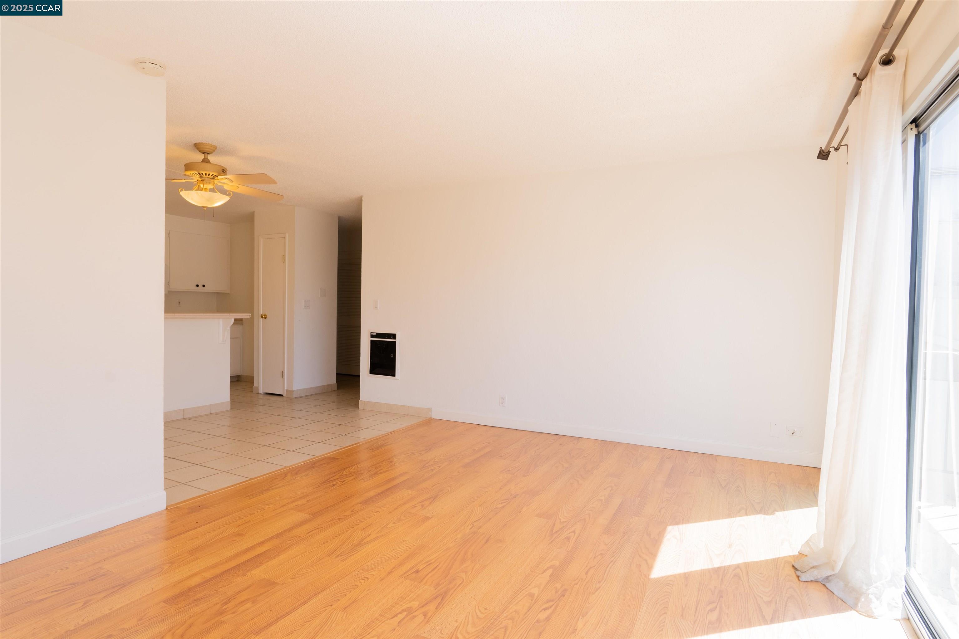 Photo #15: 41107905 Listing: Photo #15