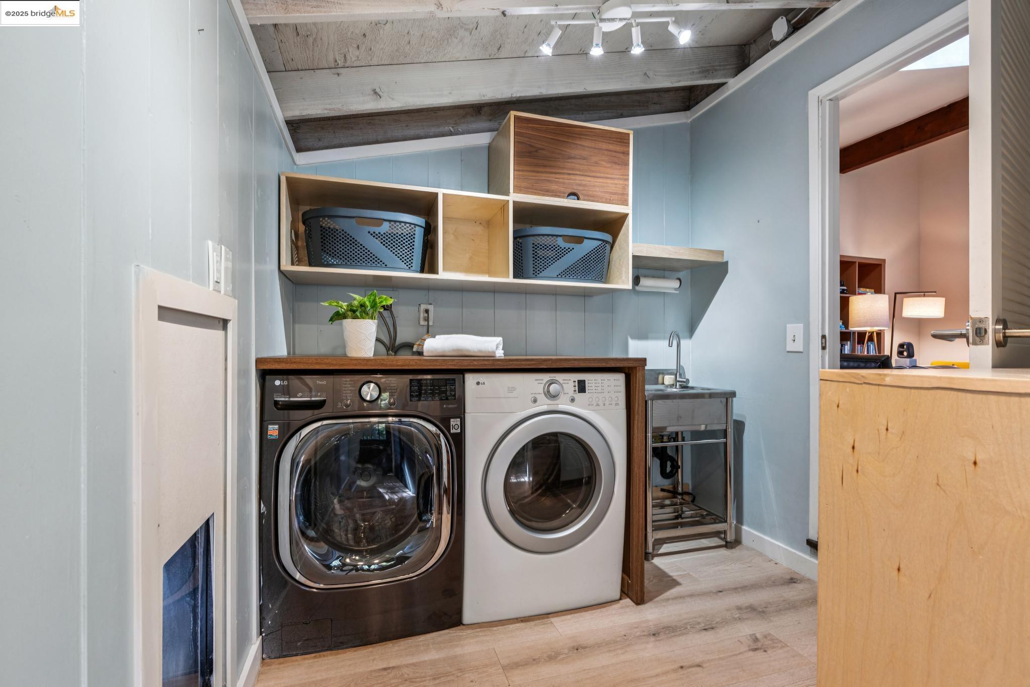 Detail Gallery Image 25 of 39 For 4844 Trinidad Ave, Oakland,  CA 94602 - 4 Beds | 2 Baths