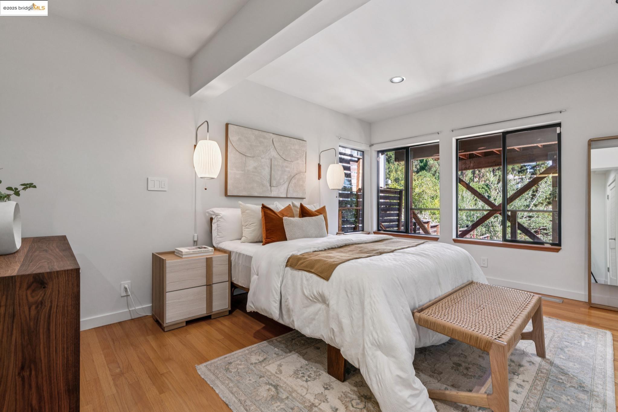 Detail Gallery Image 27 of 39 For 4844 Trinidad Ave, Oakland,  CA 94602 - 4 Beds | 2 Baths