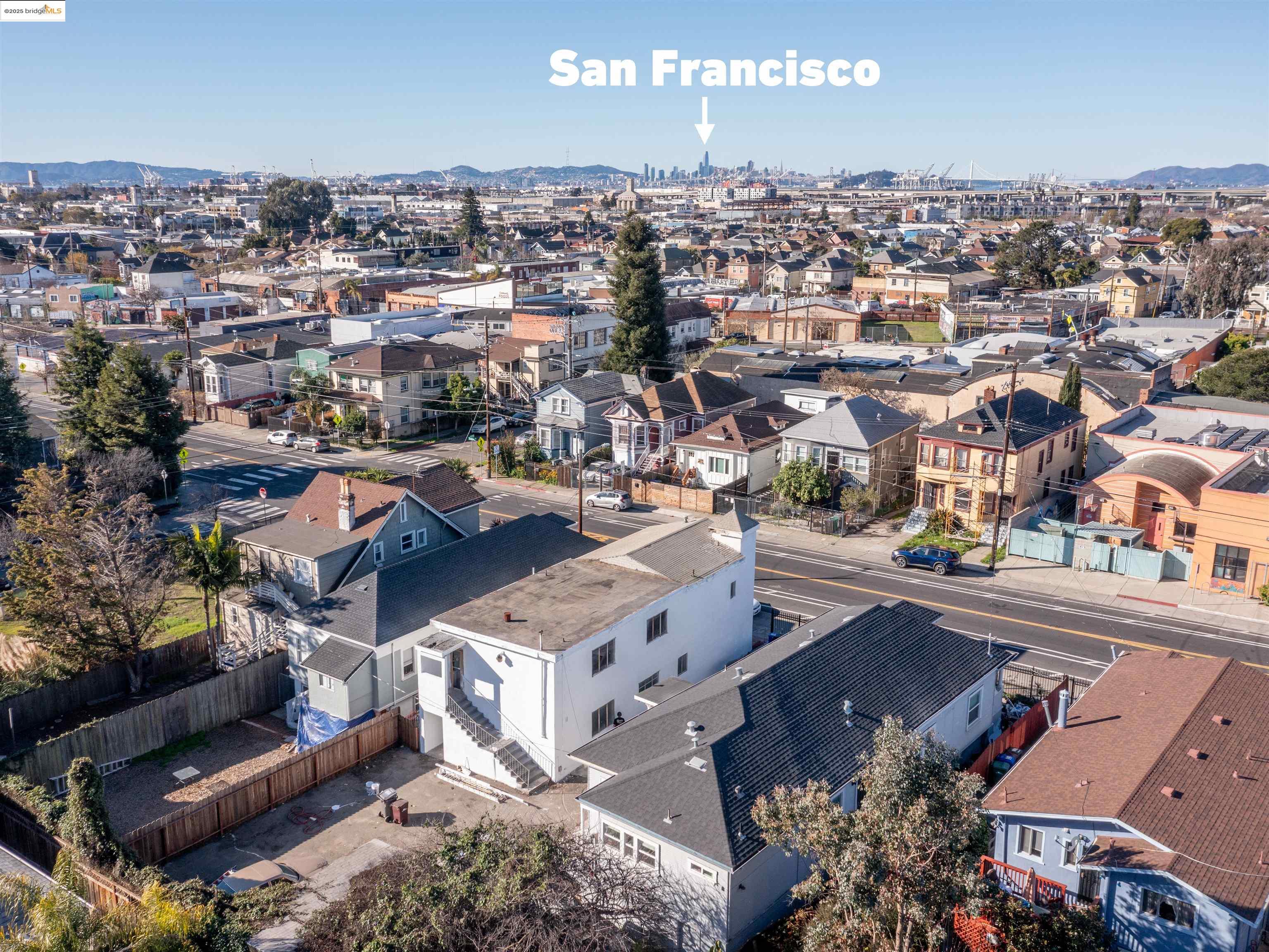 Detail Gallery Image 6 of 23 For 3214 Market St, Oakland,  CA 94608 - – Beds | – Baths