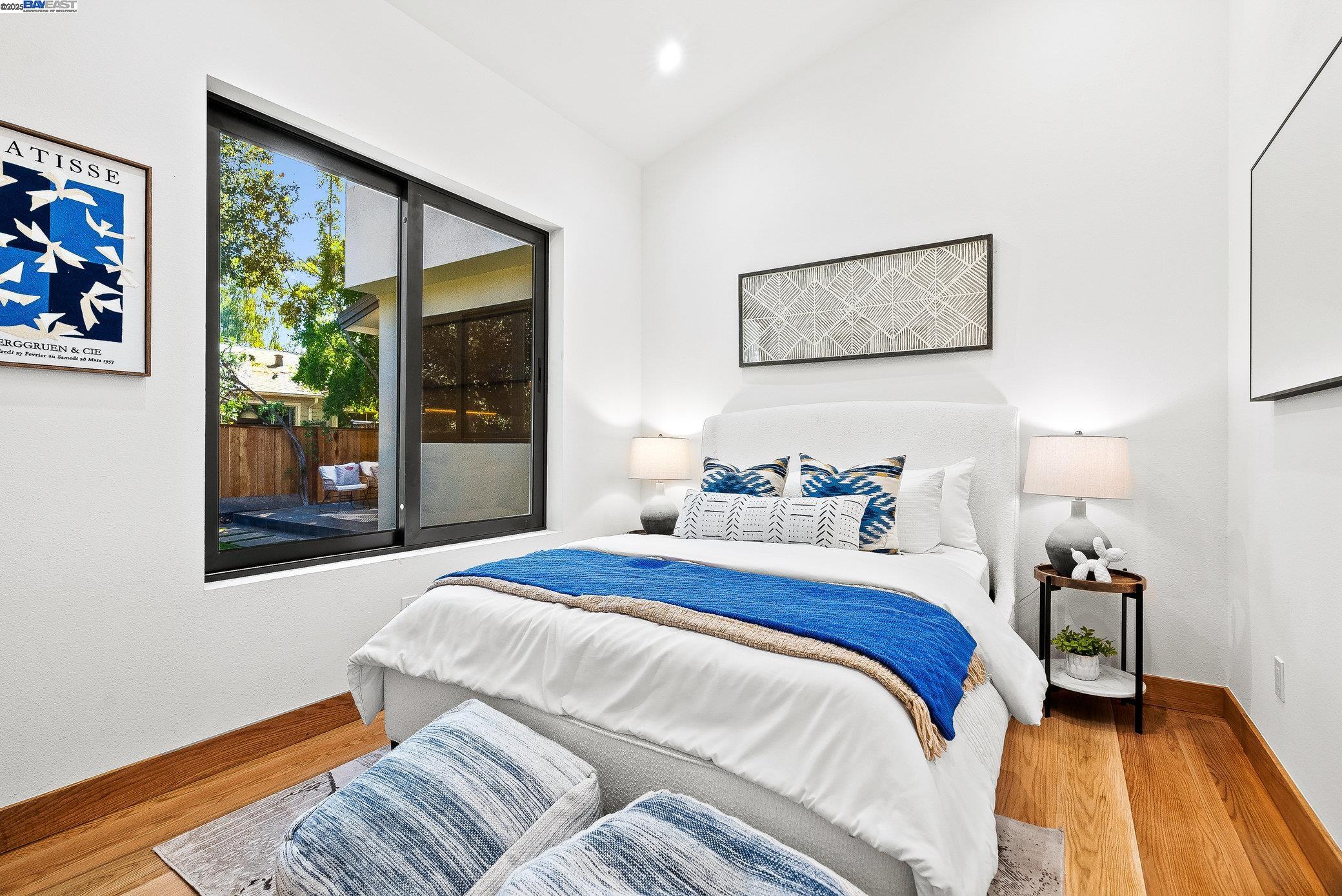 Detail Gallery Image 37 of 60 For 923 Shauna, Palo Alto,  CA 94306 - 6 Beds | 5/1 Baths