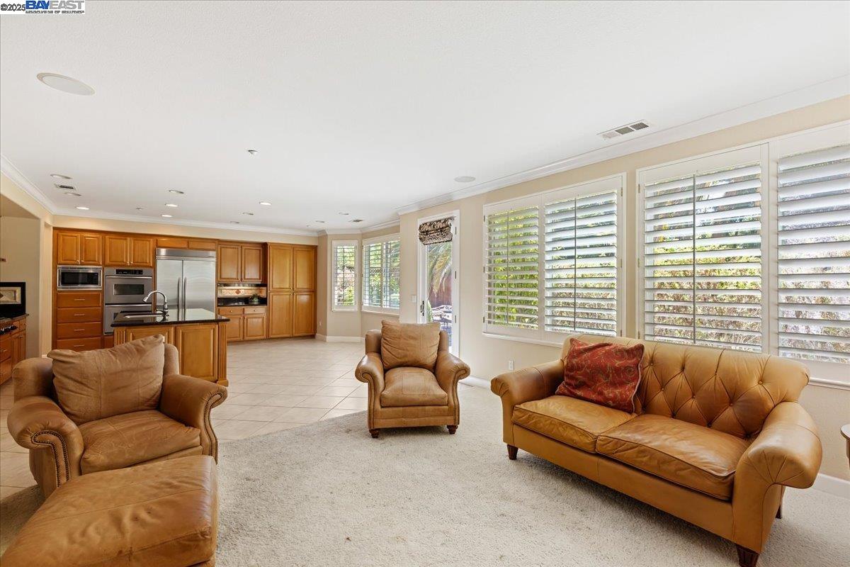 Detail Gallery Image 19 of 53 For 2597 Ancona Cir, Livermore,  CA 94550 - 6 Beds | 4/1 Baths