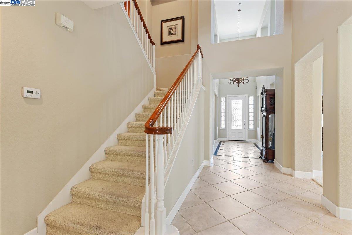 Detail Gallery Image 22 of 53 For 2597 Ancona Cir, Livermore,  CA 94550 - 6 Beds | 4/1 Baths
