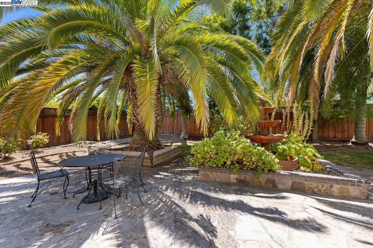 Detail Gallery Image 47 of 53 For 2597 Ancona Cir, Livermore,  CA 94550 - 6 Beds | 4/1 Baths