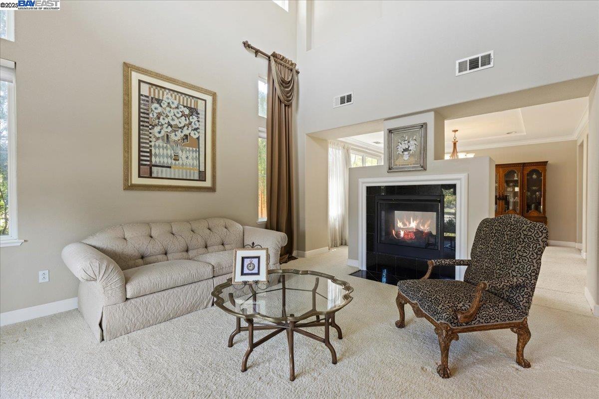 Detail Gallery Image 6 of 53 For 2597 Ancona Cir, Livermore,  CA 94550 - 6 Beds | 4/1 Baths
