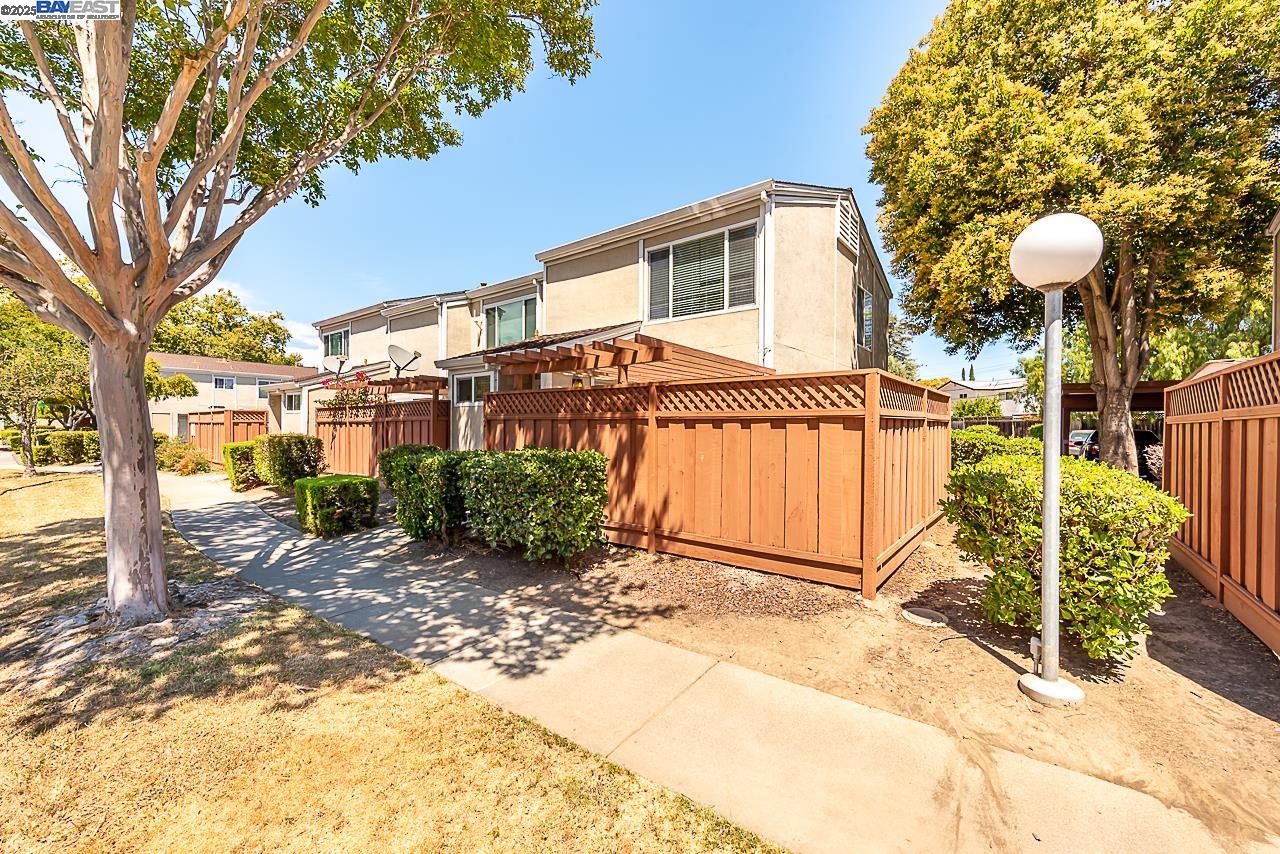 Photo #2: 41107916 Listing 