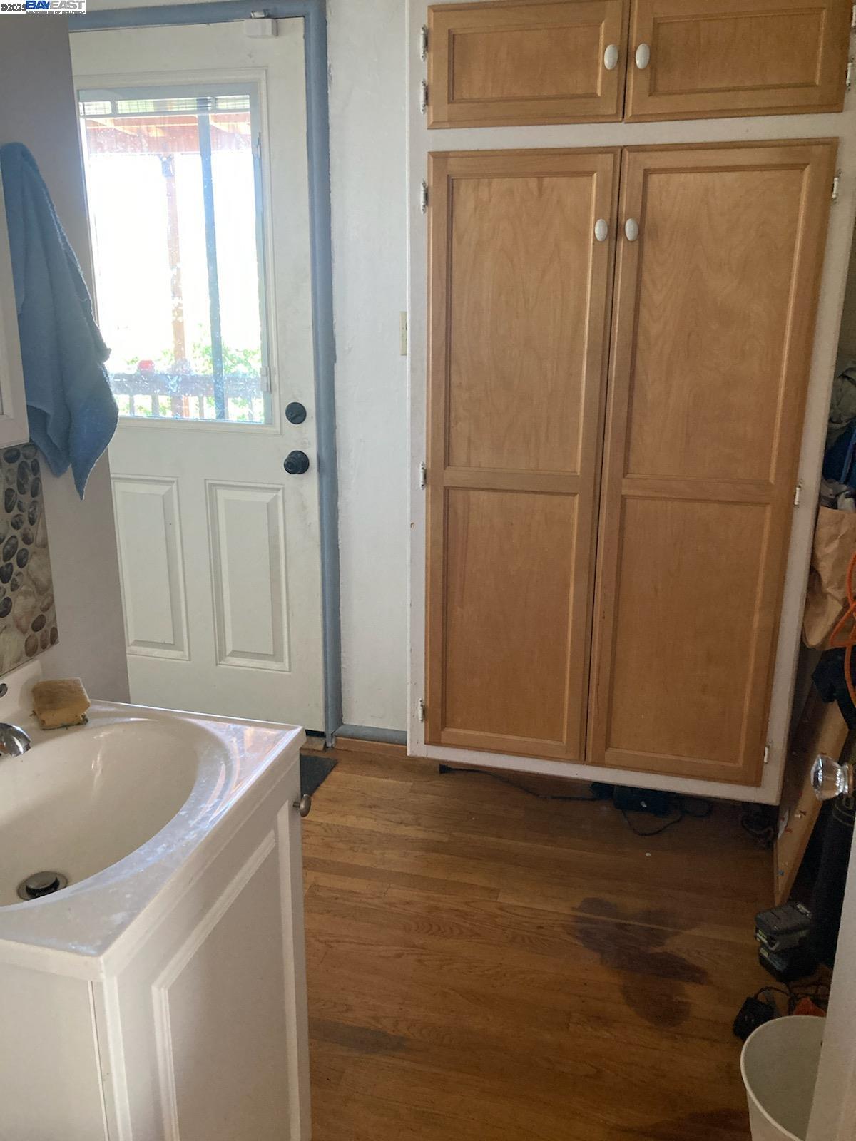 Detail Gallery Image 12 of 28 For 22234 Prospect St, Hayward,  CA 94541 - – Beds | – Baths