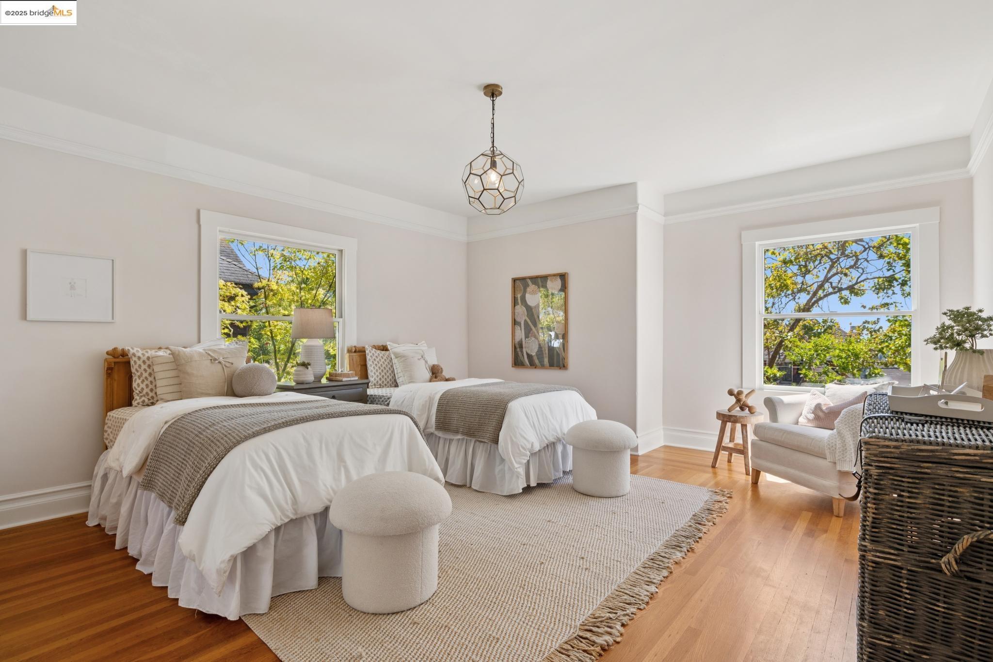 Detail Gallery Image 31 of 50 For 236 Bonita Ave, Piedmont,  CA 94611 - 4 Beds | 2/1 Baths