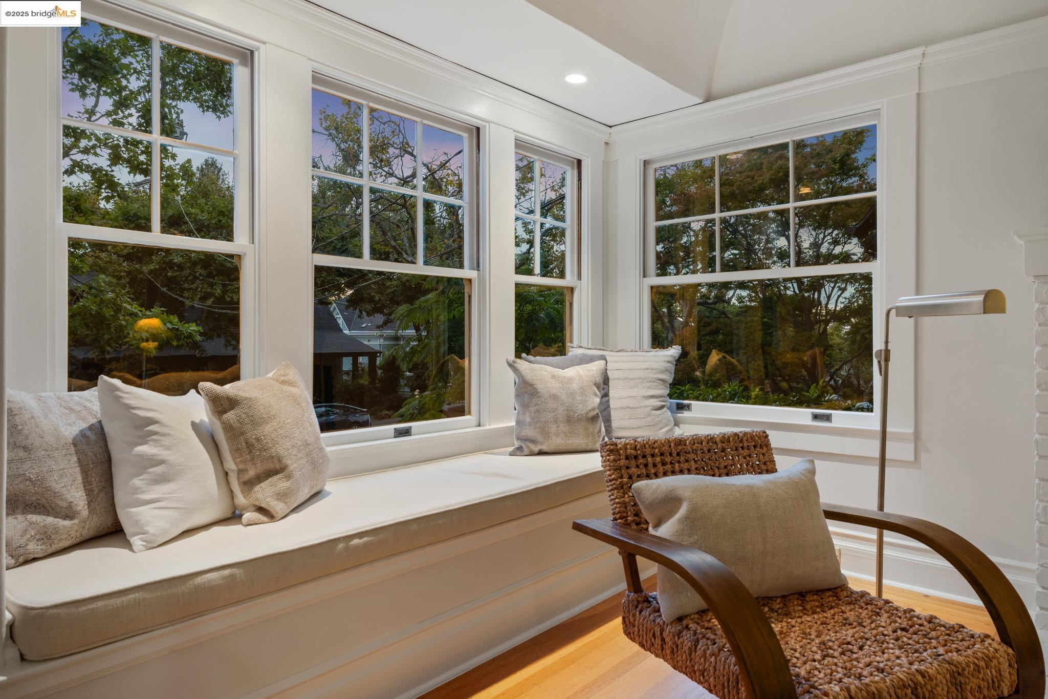 Detail Gallery Image 41 of 50 For 236 Bonita Ave, Piedmont,  CA 94611 - 4 Beds | 2/1 Baths