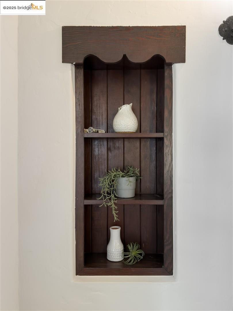 Detail Gallery Image 13 of 51 For 901 Grizzly Peak Blvd, Berkeley,  CA 94708 - 6 Beds | 4 Baths