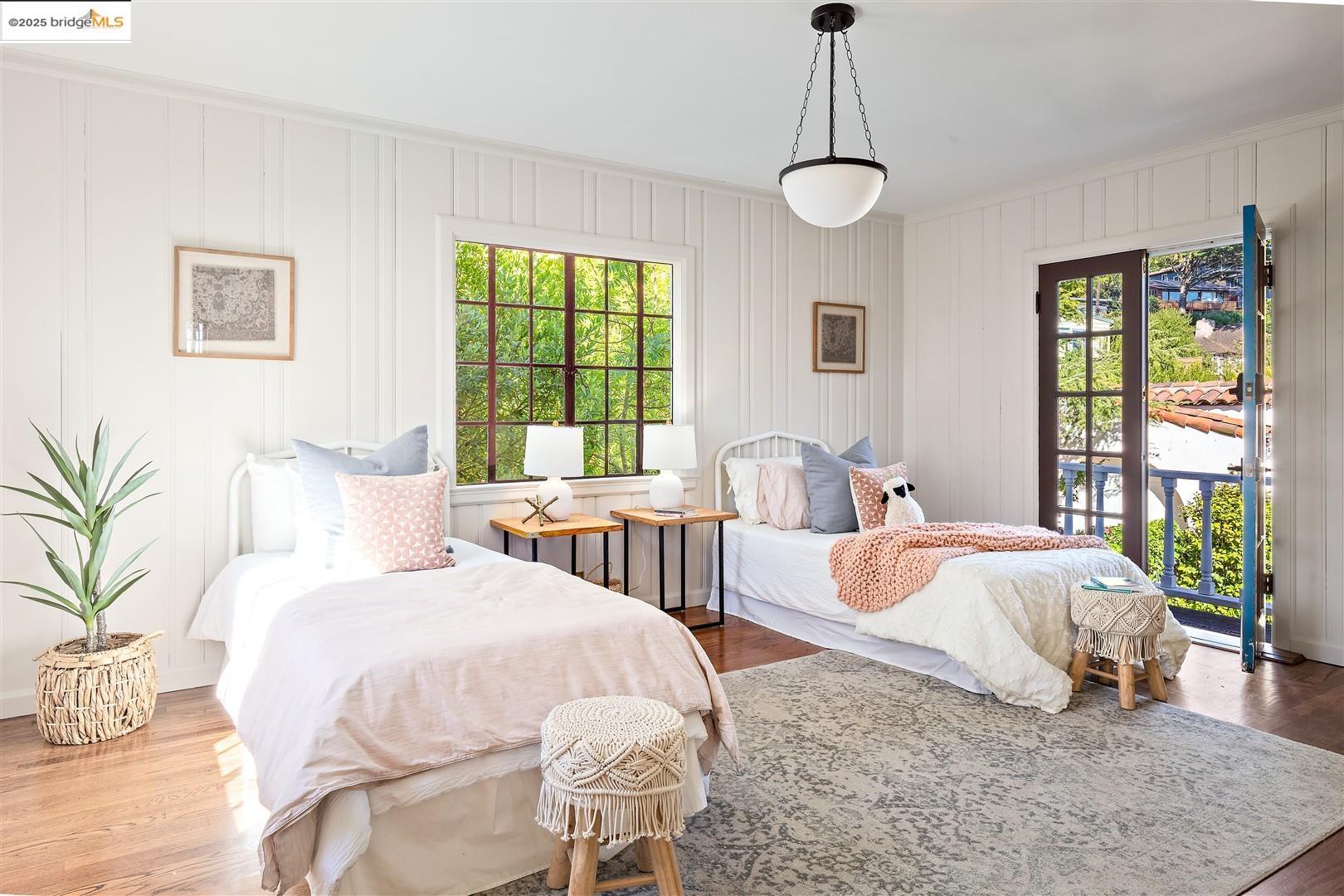 Detail Gallery Image 35 of 51 For 901 Grizzly Peak Blvd, Berkeley,  CA 94708 - 6 Beds | 4 Baths