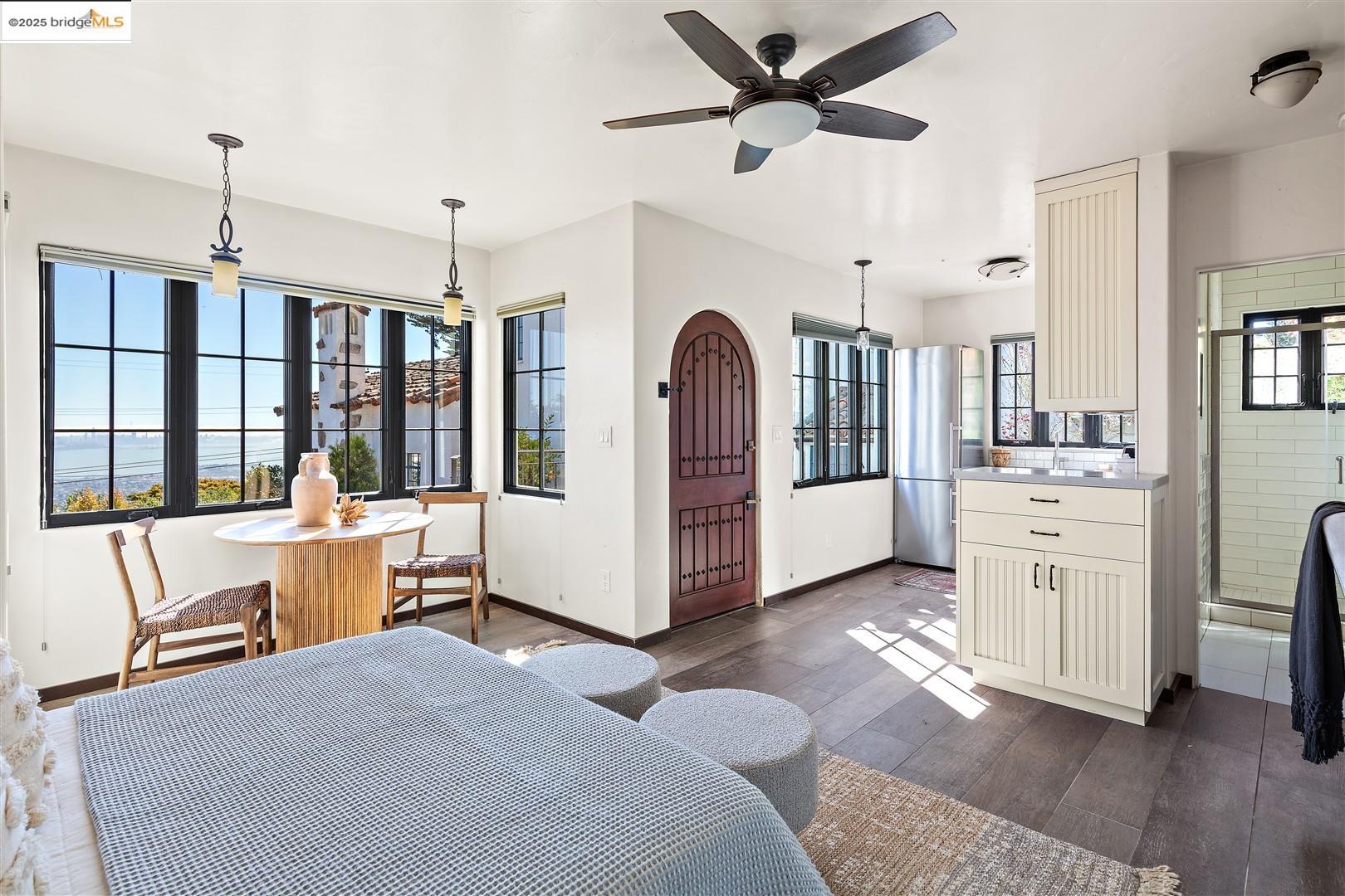 Detail Gallery Image 40 of 51 For 901 Grizzly Peak Blvd, Berkeley,  CA 94708 - 6 Beds | 4 Baths