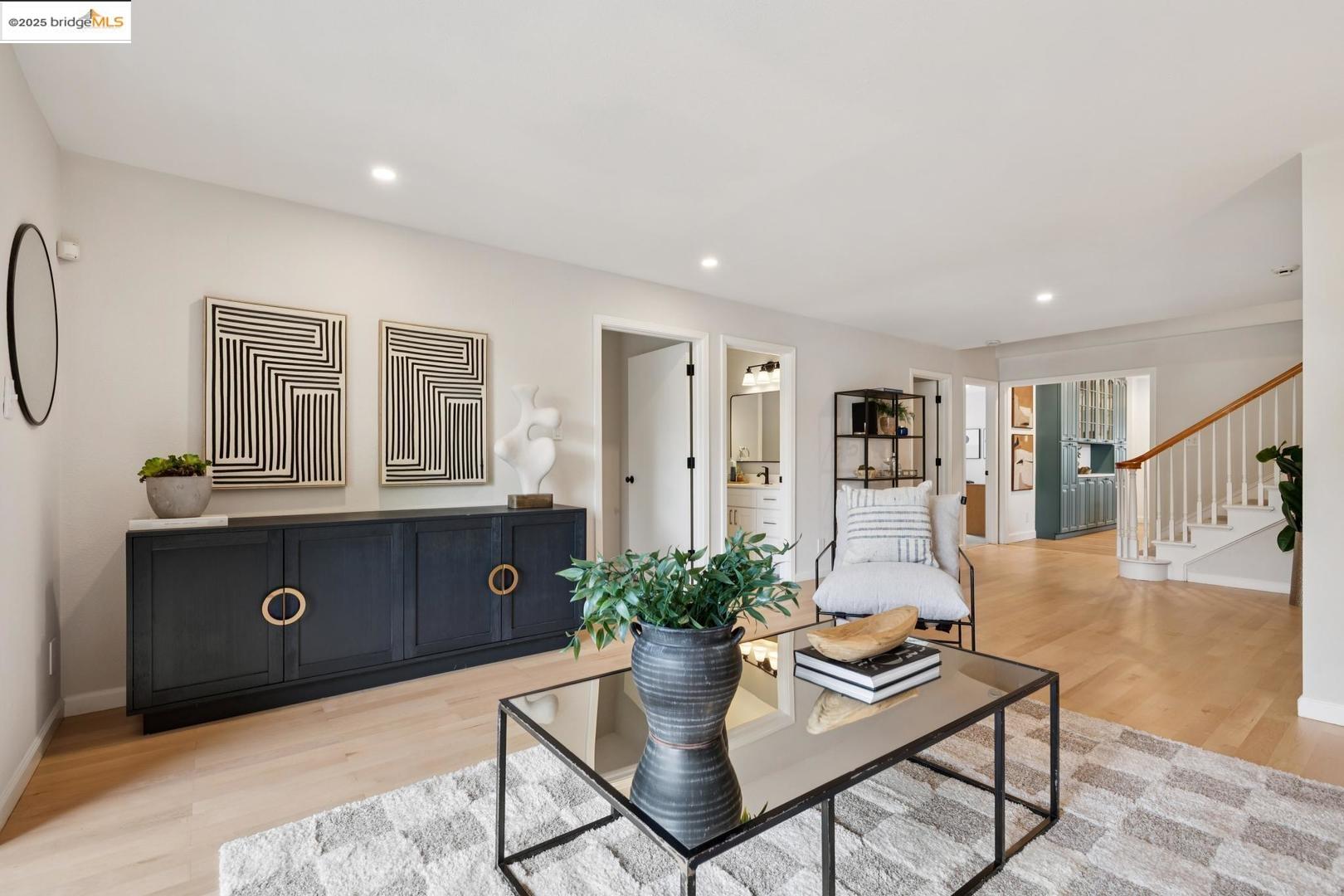 Detail Gallery Image 18 of 60 For 1313 Derby St, Berkeley,  CA 94702 - 4 Beds | 3 Baths