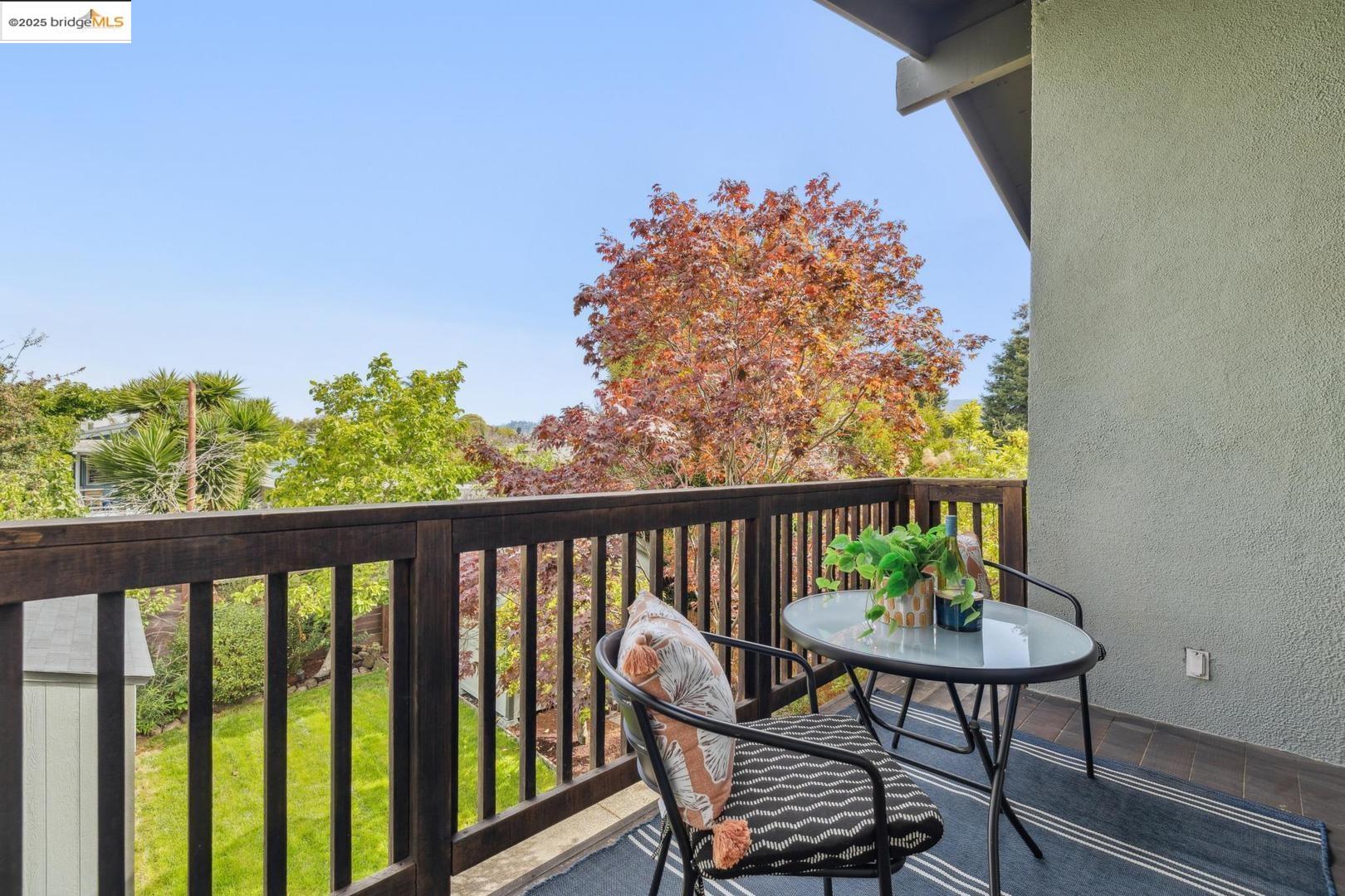 Detail Gallery Image 44 of 60 For 1313 Derby St, Berkeley,  CA 94702 - 4 Beds | 3 Baths
