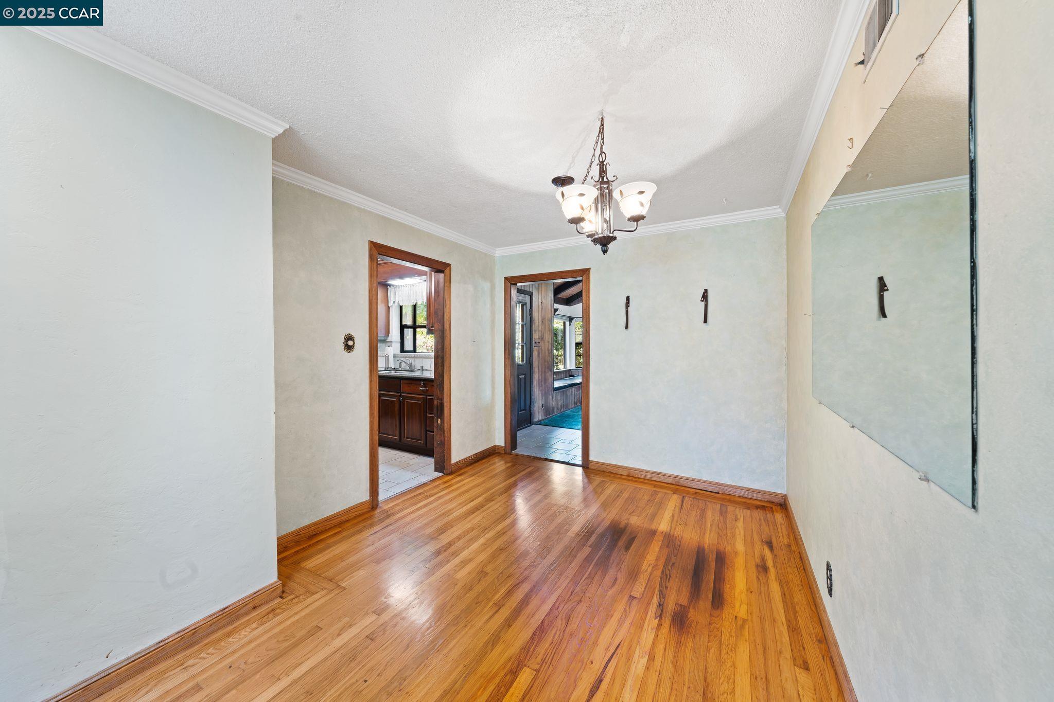 Detail Gallery Image 9 of 43 For 437 Coleman Ct, Pleasant Hill,  CA 94523 - 3 Beds | 2 Baths