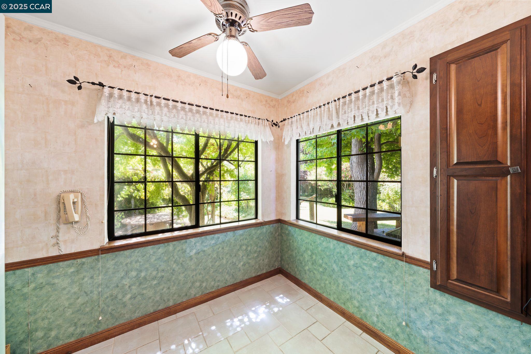 Detail Gallery Image 19 of 43 For 437 Coleman Ct, Pleasant Hill,  CA 94523 - 3 Beds | 2 Baths