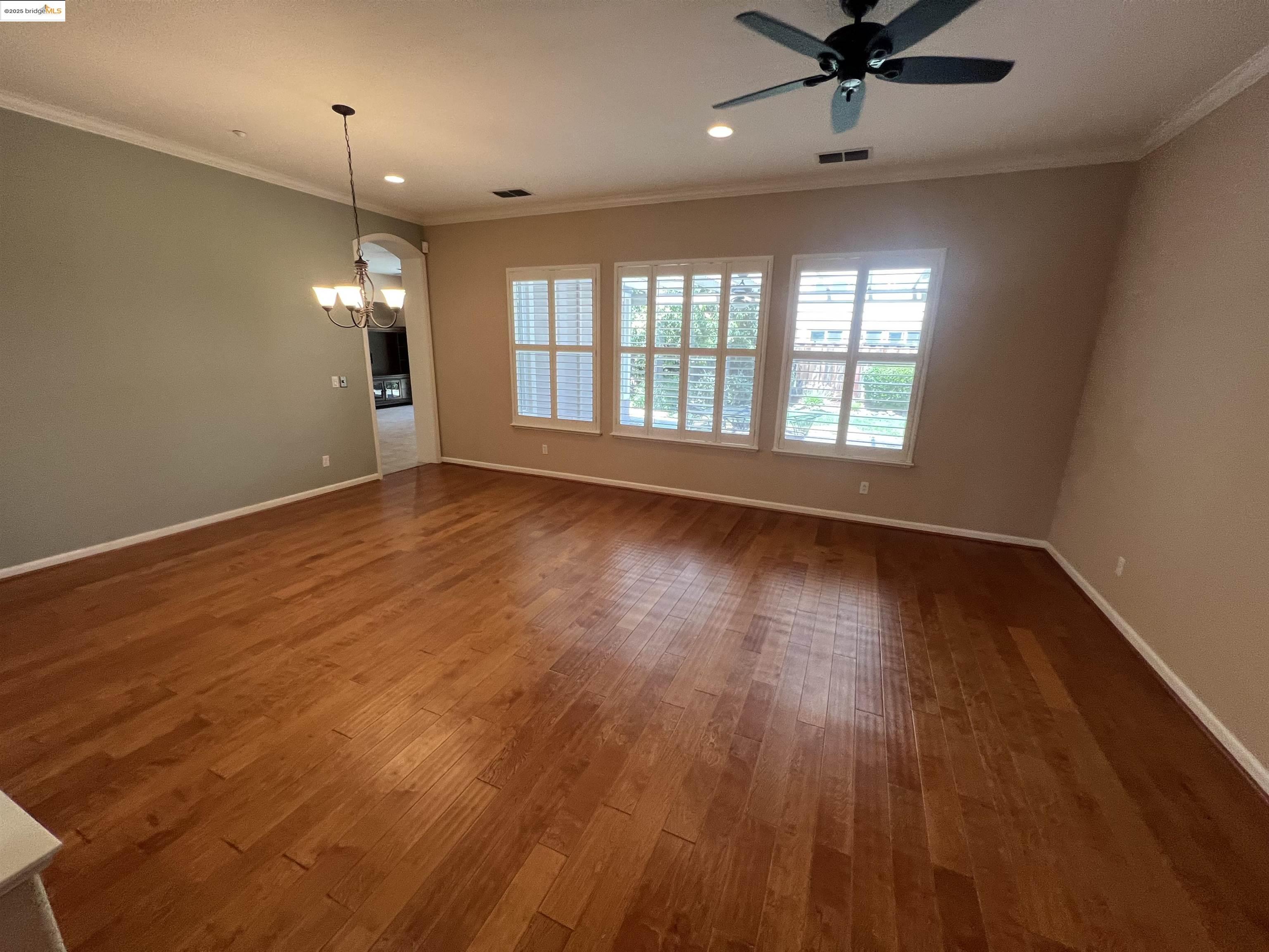Detail Gallery Image 3 of 19 For 613 Kenwood Dr, Brentwood,  CA 94513 - 4 Beds | 2/1 Baths