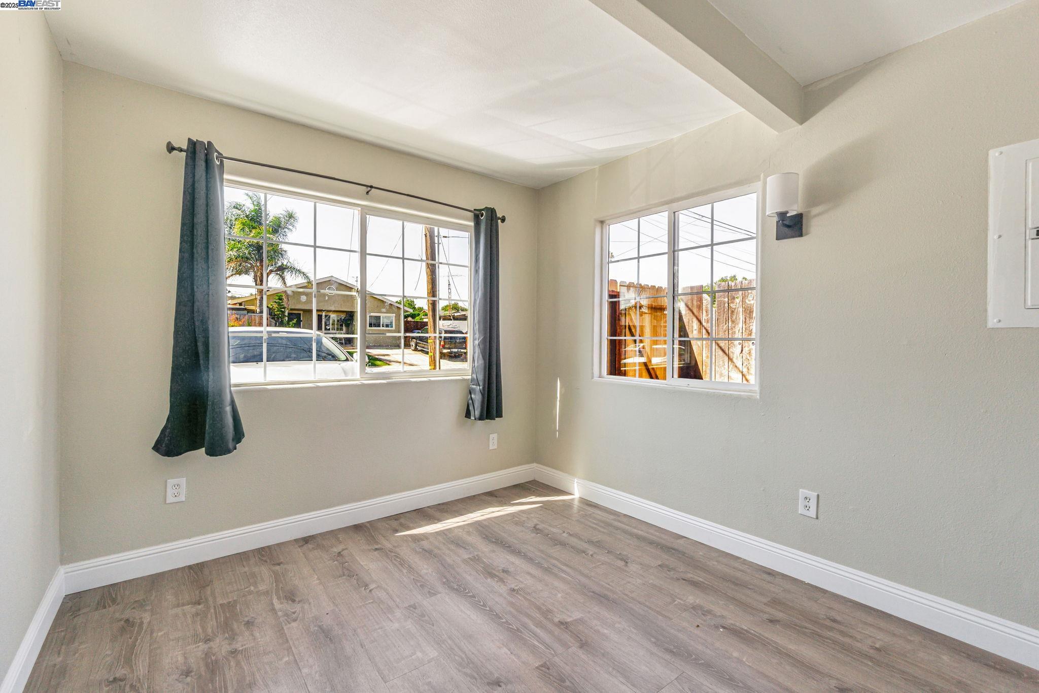 Detail Gallery Image 11 of 24 For 232 Shore Rd, Bay Point,  CA 94565 - 3 Beds | 2 Baths
