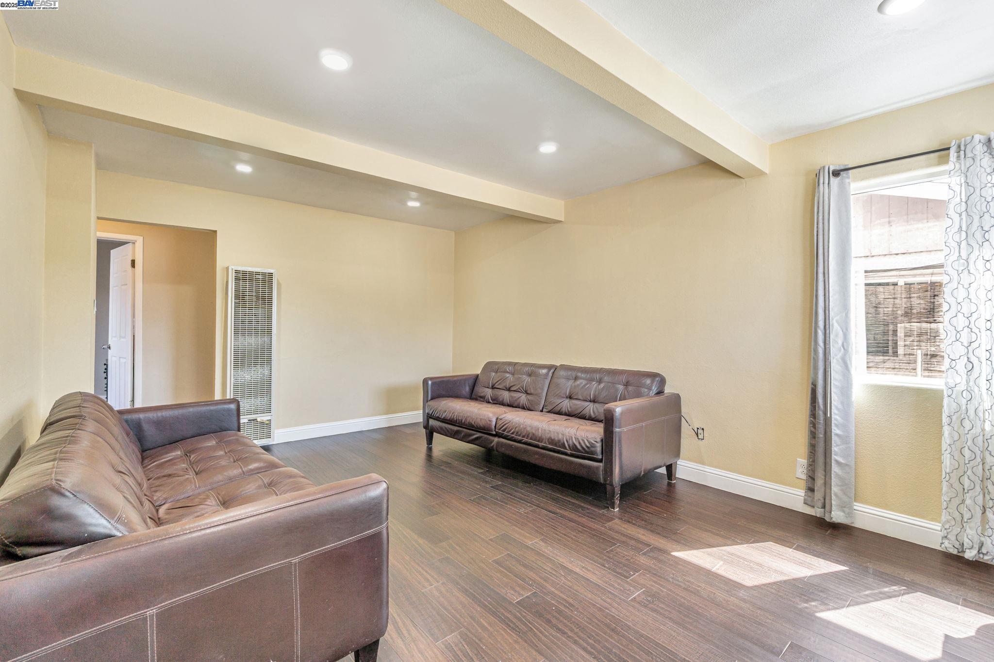 Detail Gallery Image 6 of 24 For 232 Shore Rd, Bay Point,  CA 94565 - 3 Beds | 2 Baths